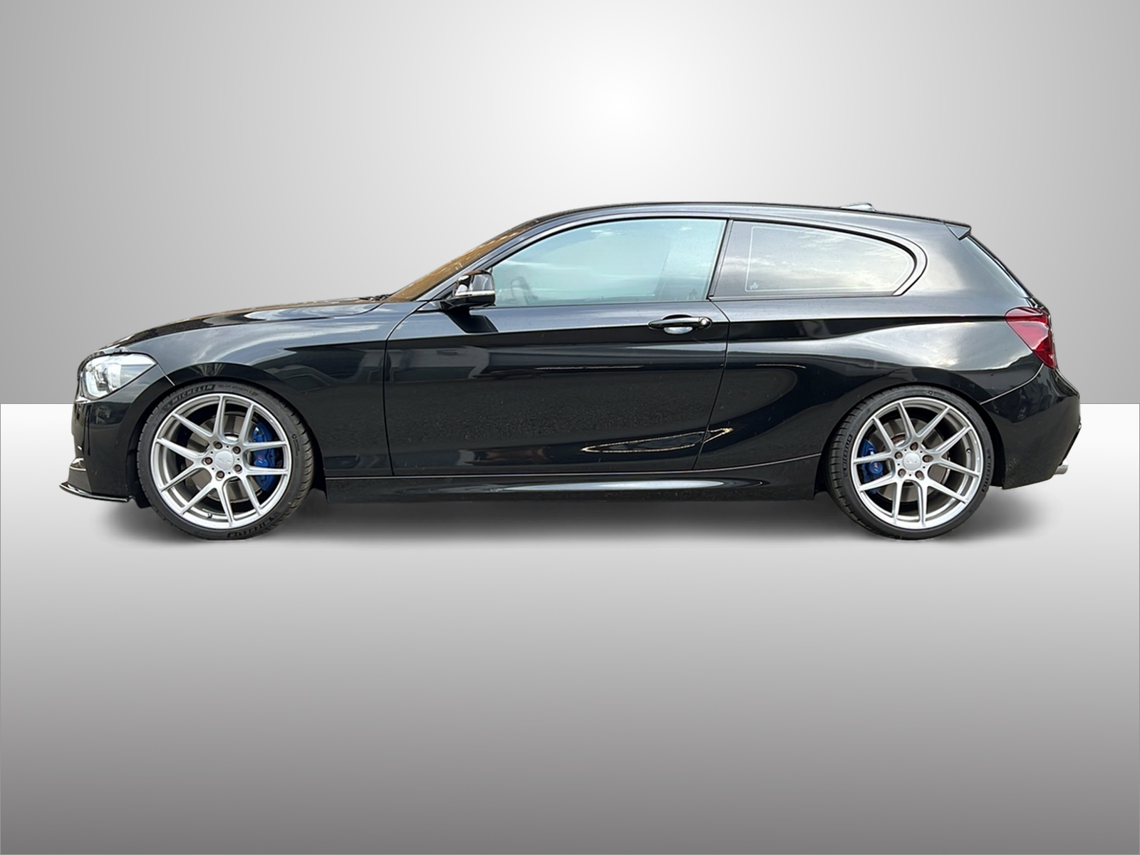 BMW M135i-image-1