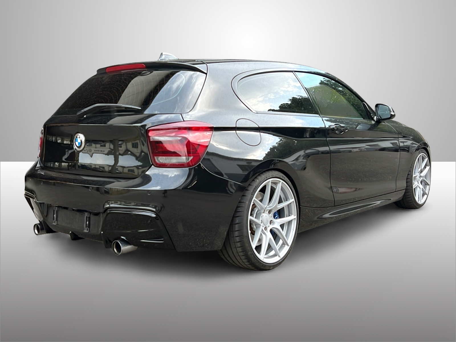 BMW M135i-image-4