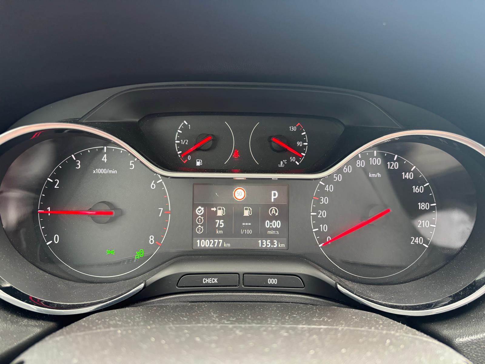 OPEL Grandland X 1.2i TP Ultimate Automatik-image-12