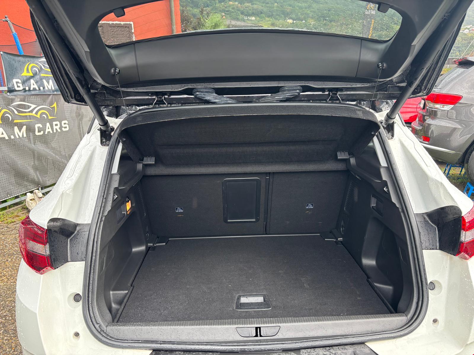 OPEL Grandland X 1.2i TP Ultimate Automatik-image-10