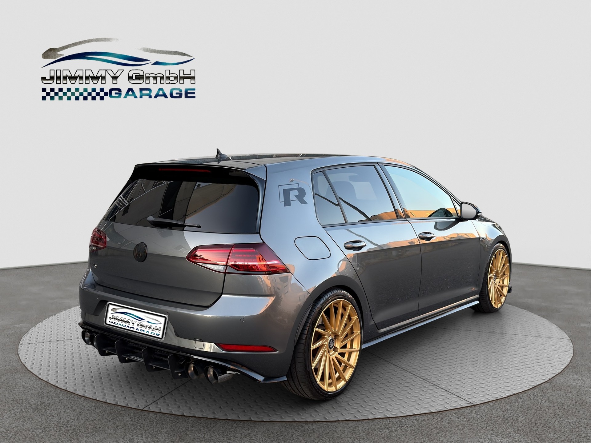 VW Golf 2.0 TSI R 4Motion DSG-image-5