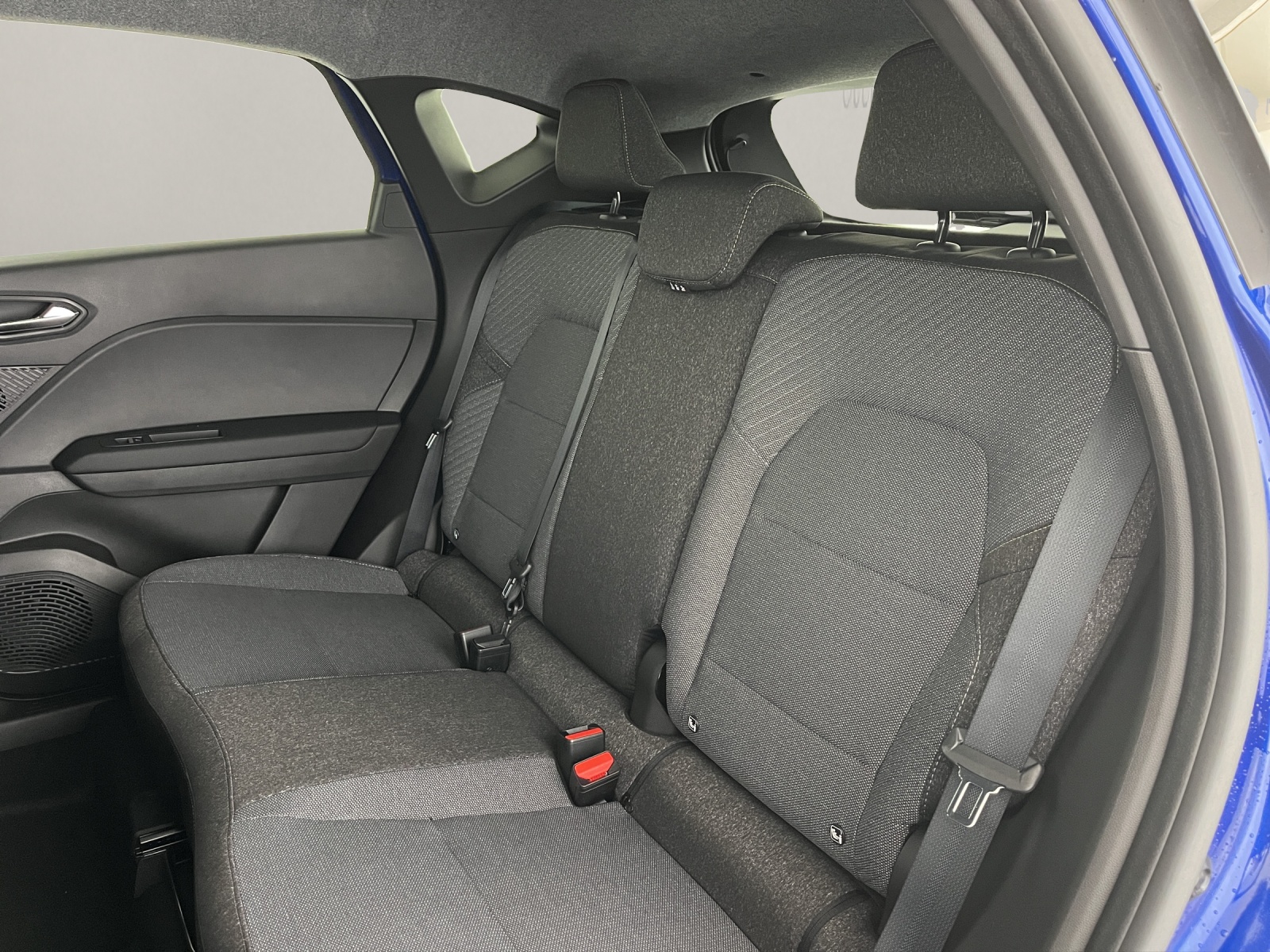 RENAULT Captur 1.8 E-Tech techno-image-16