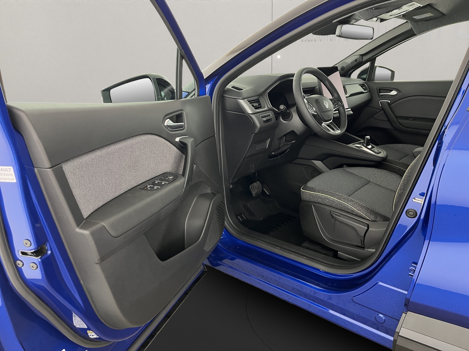 RENAULT Captur 1.8 E-Tech techno-image-6