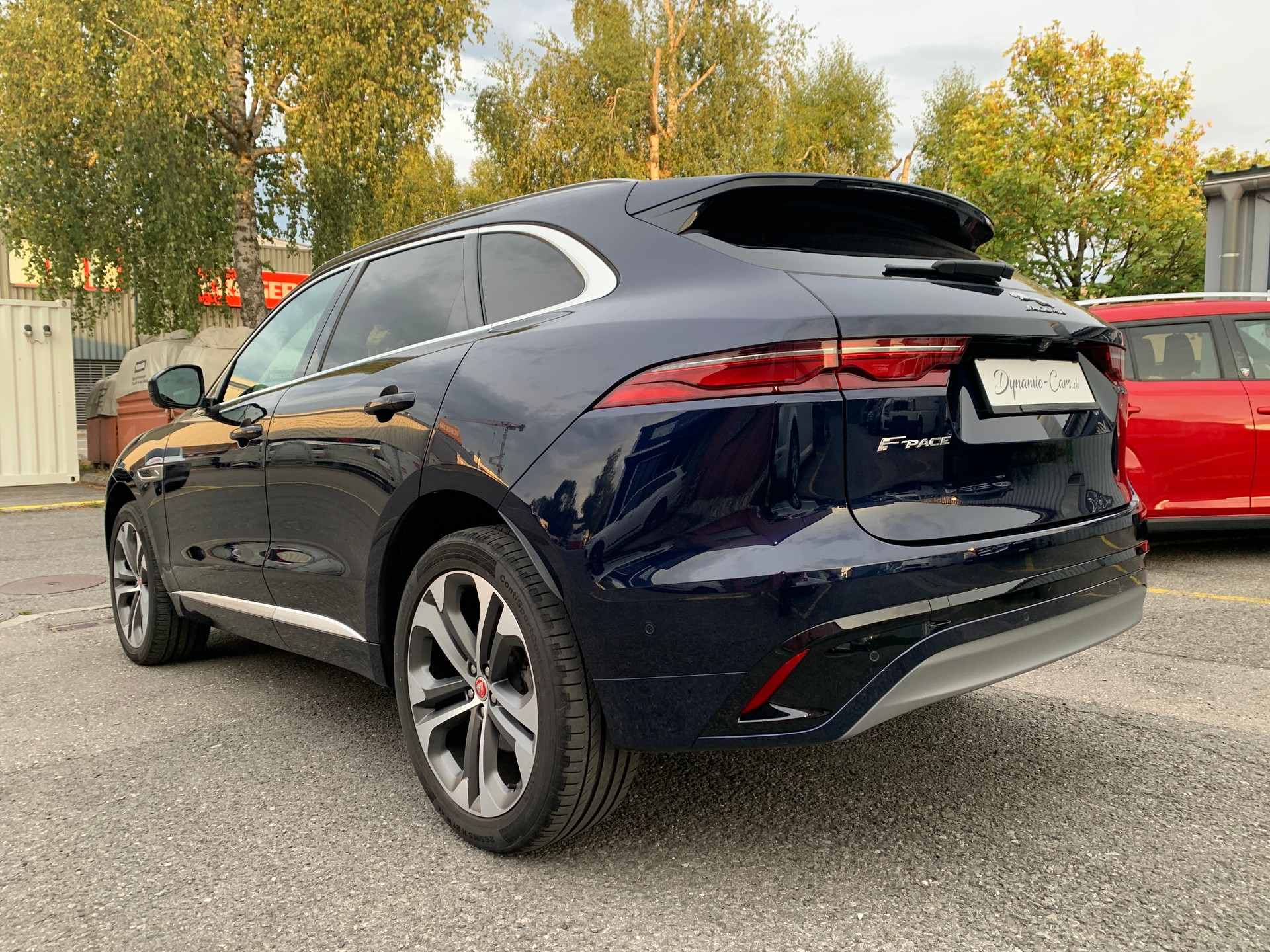 JAGUAR F-Pace 2.0 P250 R-Dynamic HSE AWD-image-5