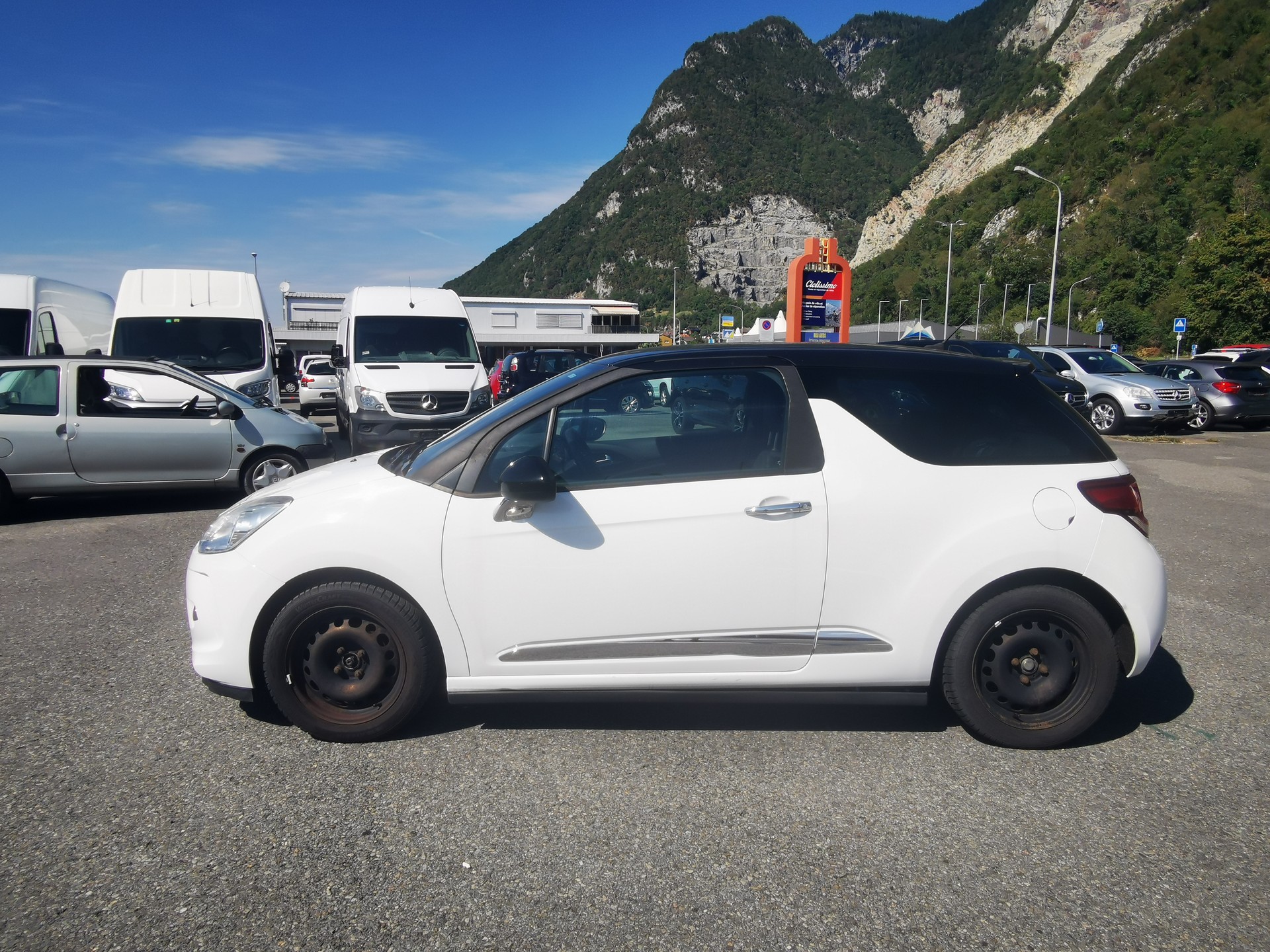 DS AUTOMOBILES DS3 1.2 Pure Tech Eye Tech-image-1