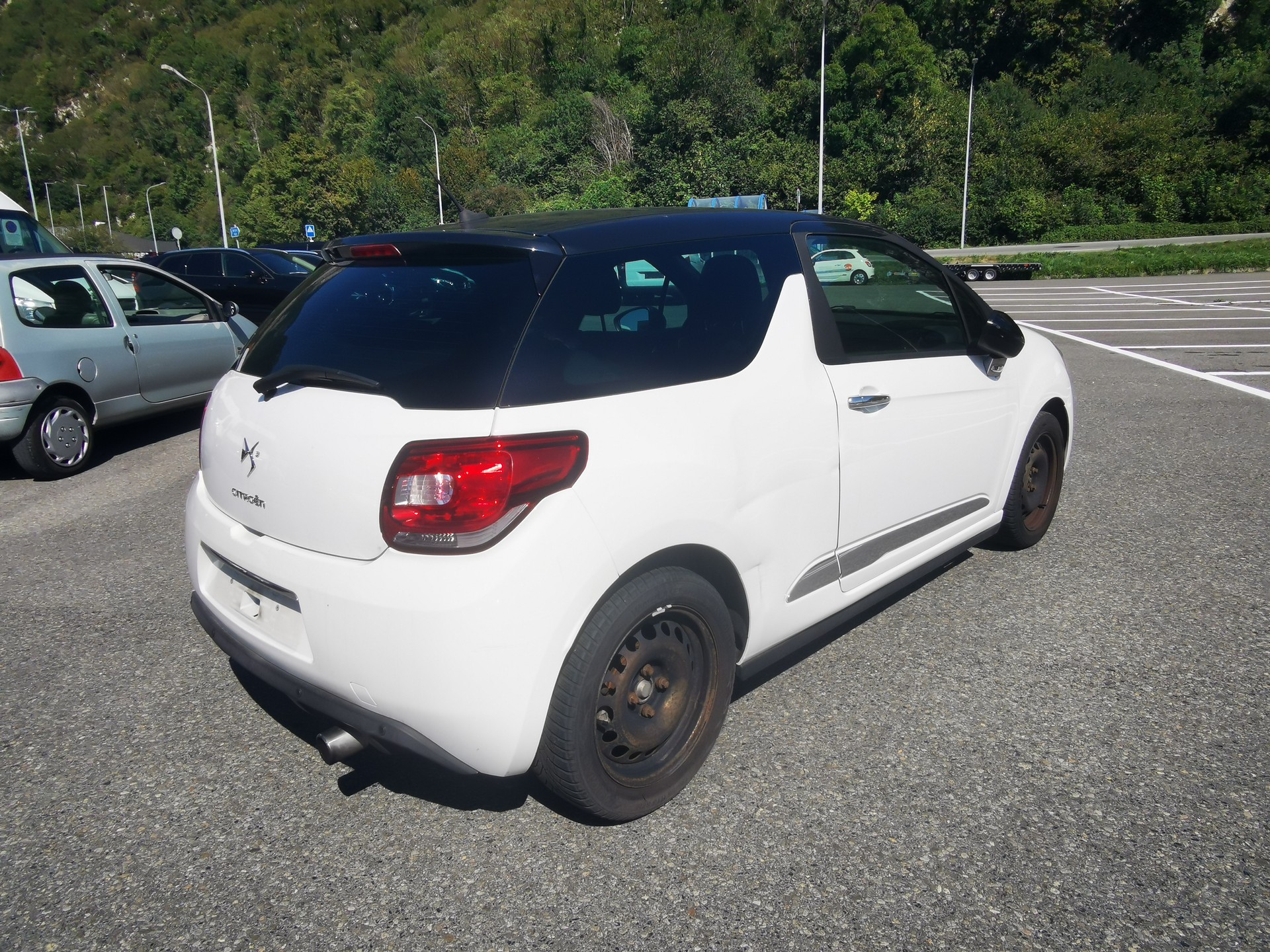 DS AUTOMOBILES DS3 1.2 Pure Tech Eye Tech-image-6