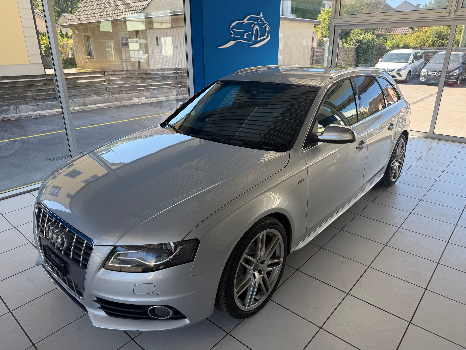 AUDI S4 Avant 3.0 TFSI quattro S-tronic-image-0