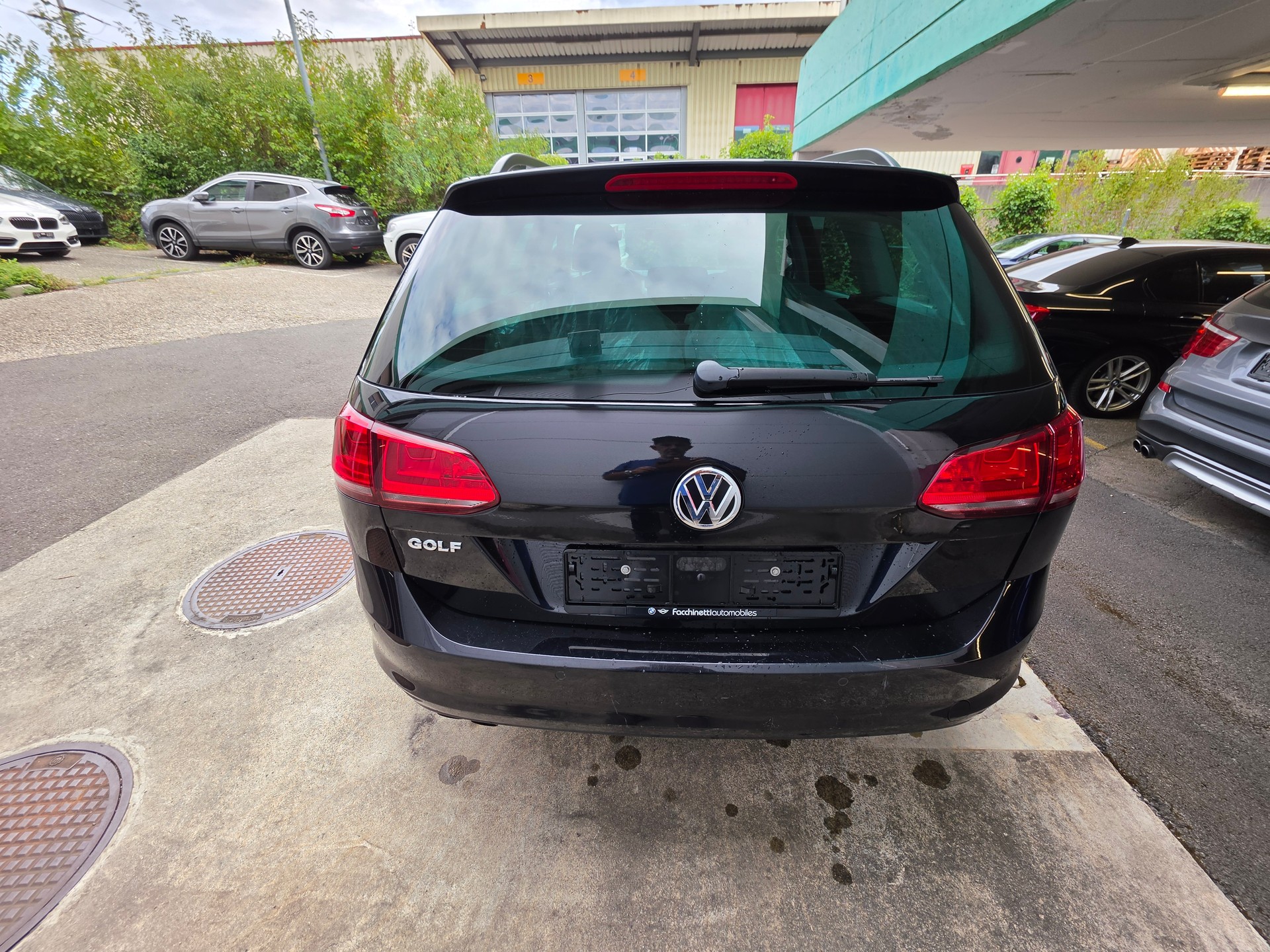 VW Golf Variant 1.6 TDI Comfortline 4Motion-image-4