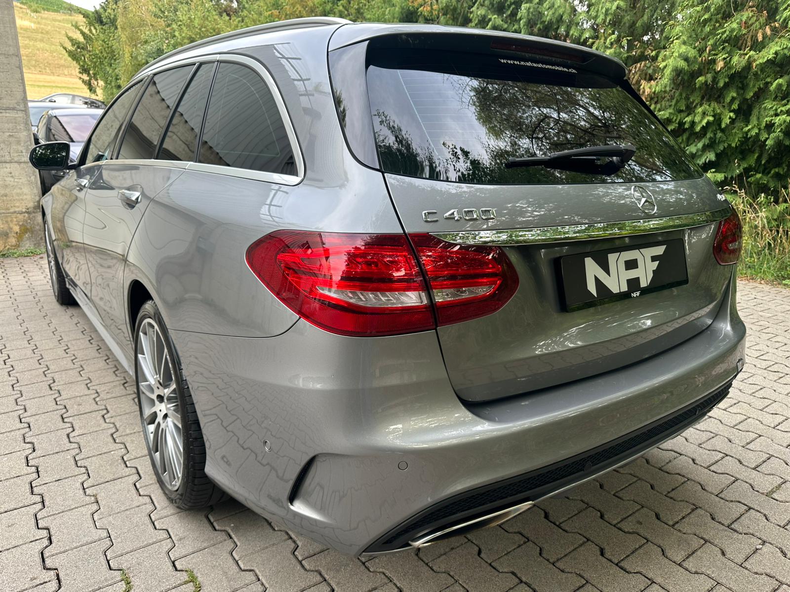 MERCEDES-BENZ C 400 AMG Line 4Matic 7G-Tronic-image-2