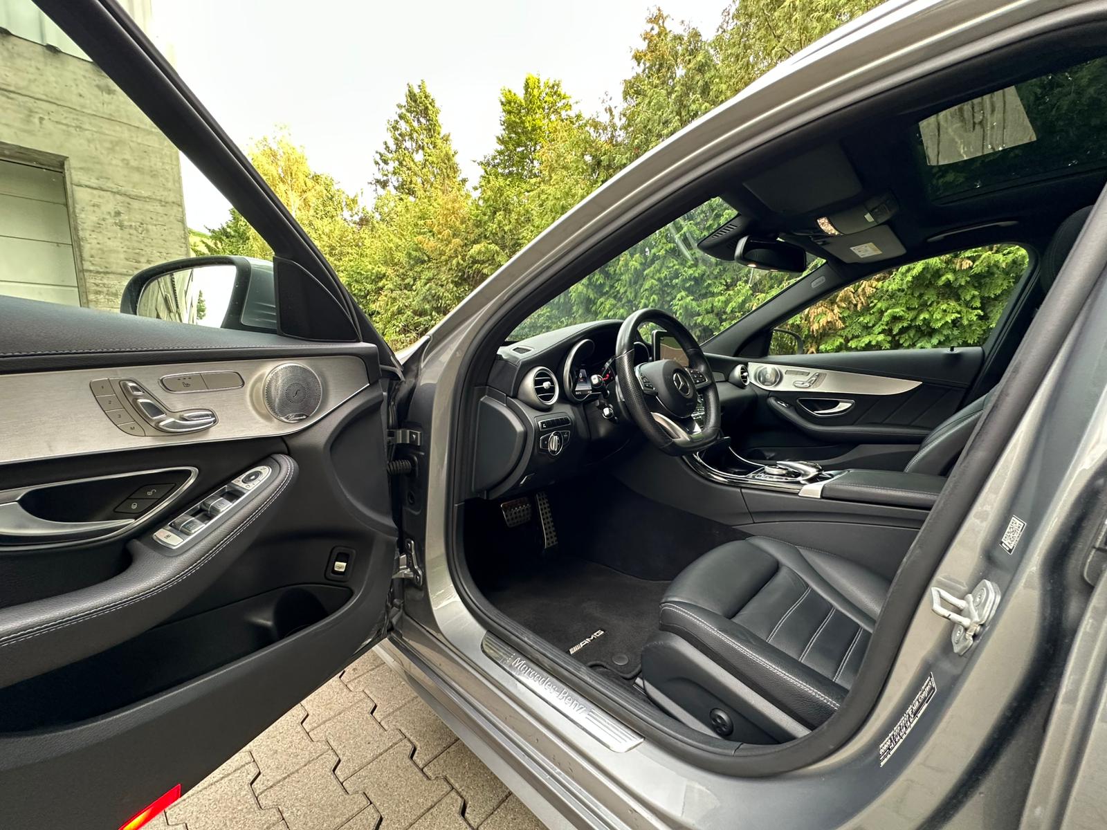 MERCEDES-BENZ C 400 AMG Line 4Matic 7G-Tronic-image-10