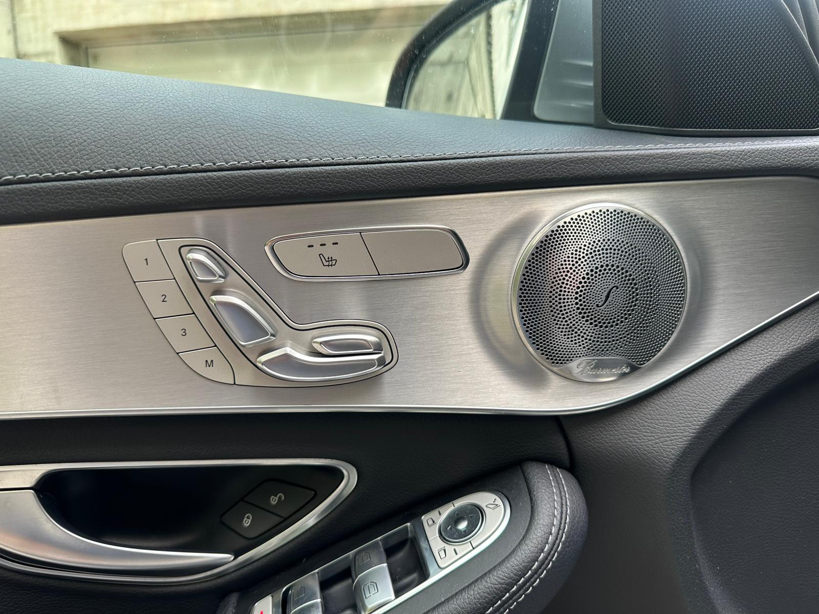 MERCEDES-BENZ C 400 AMG Line 4Matic 7G-Tronic-image-11