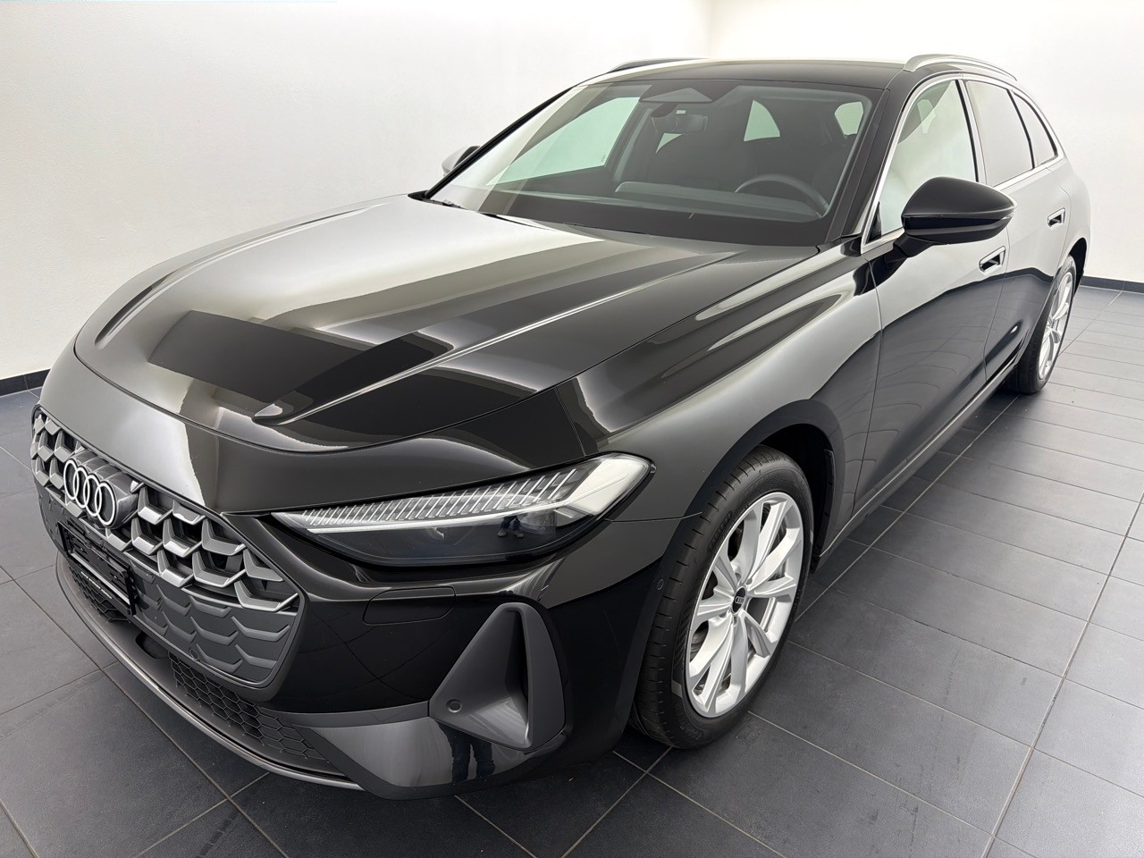 AUDI A5 Avant TDI 150kW Attra-image-0