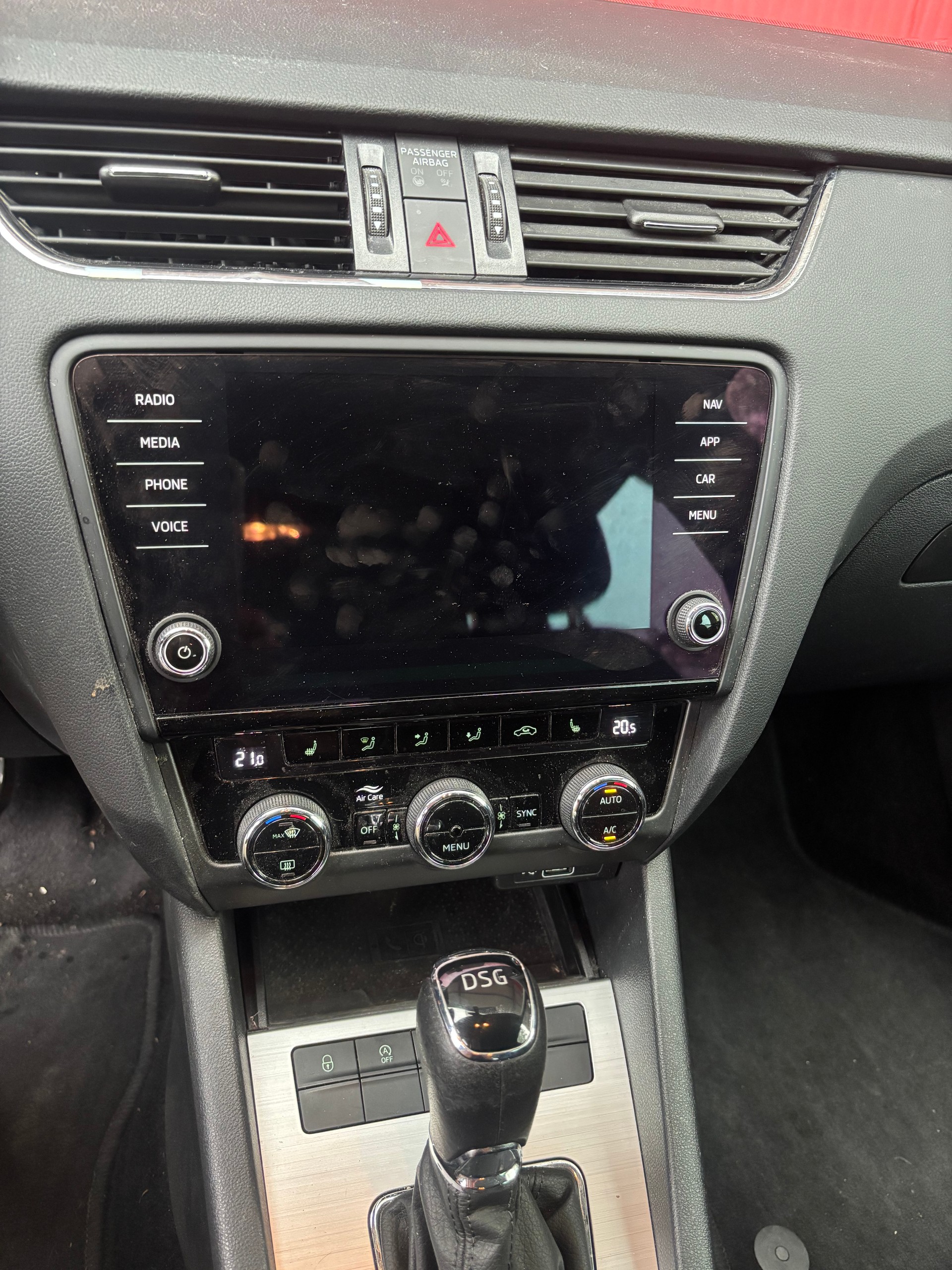 SKODA Octavia Combi 1.6 TDI Ambition DSG-image-4