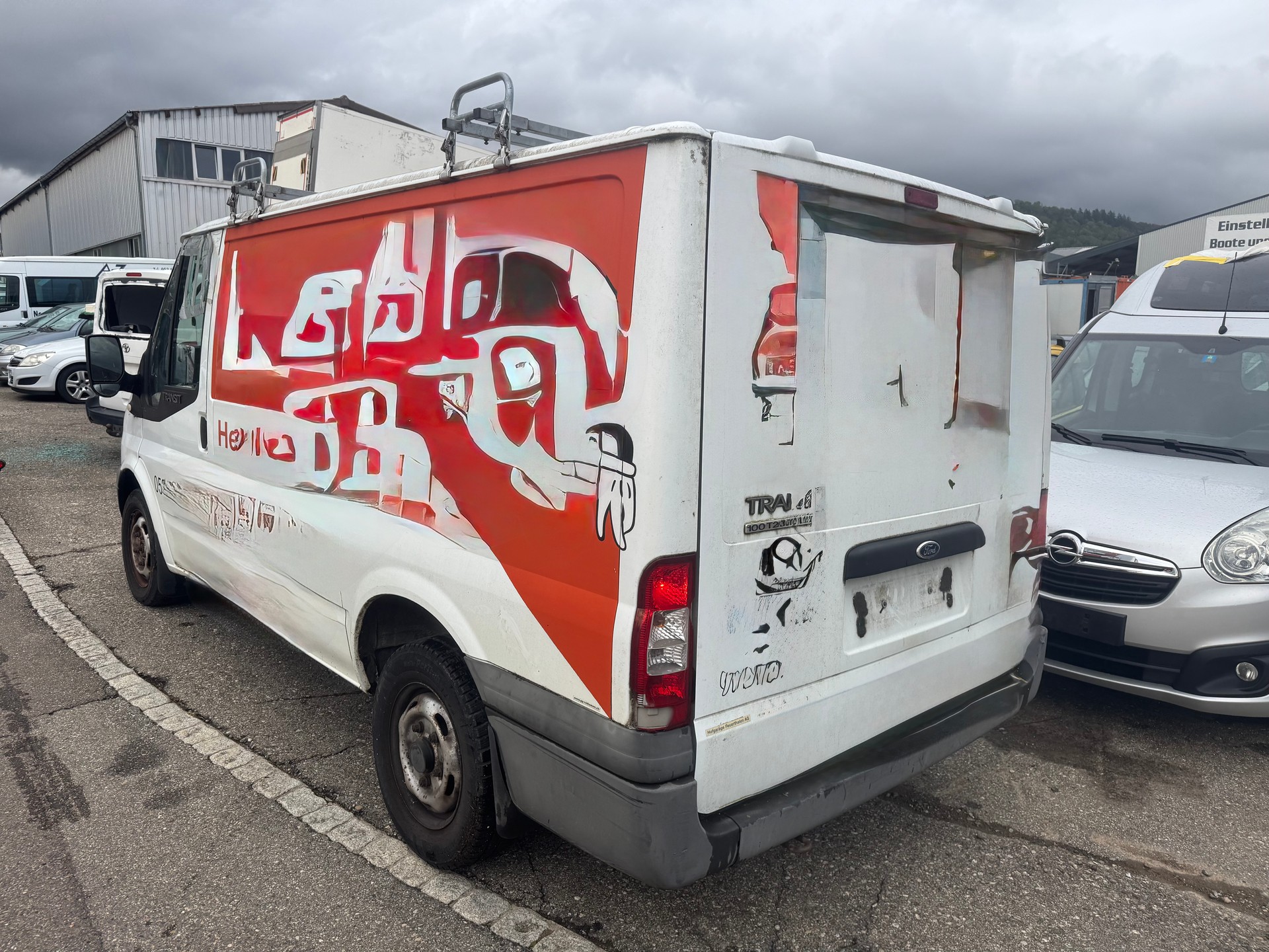 FORD Transit Van 260S Level 2-image-3