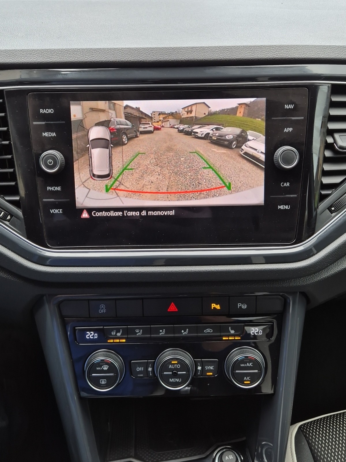 VW T-Roc 2.0 TDI SCR Advance DSG 4Motion-image-12