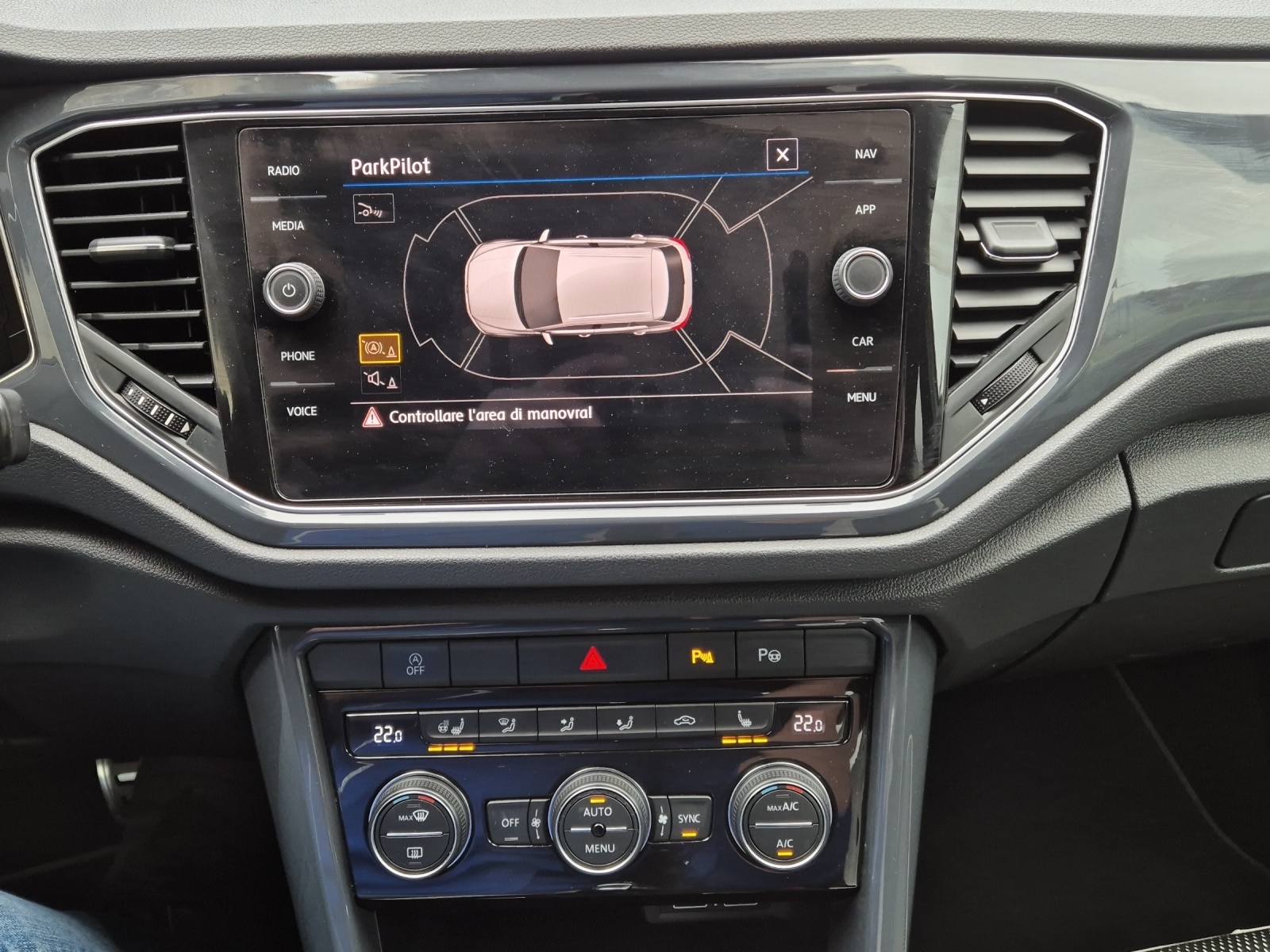VW T-Roc 2.0 TDI SCR Advance DSG 4Motion-image-14