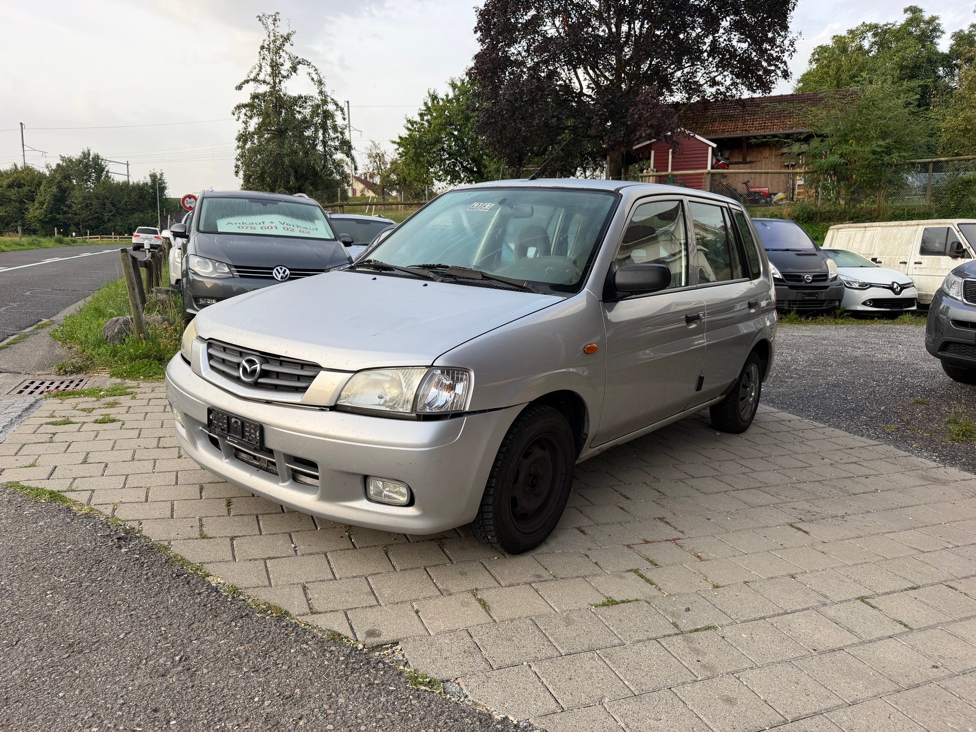 MAZDA Demio 1.3i-16 Youngster-image-1