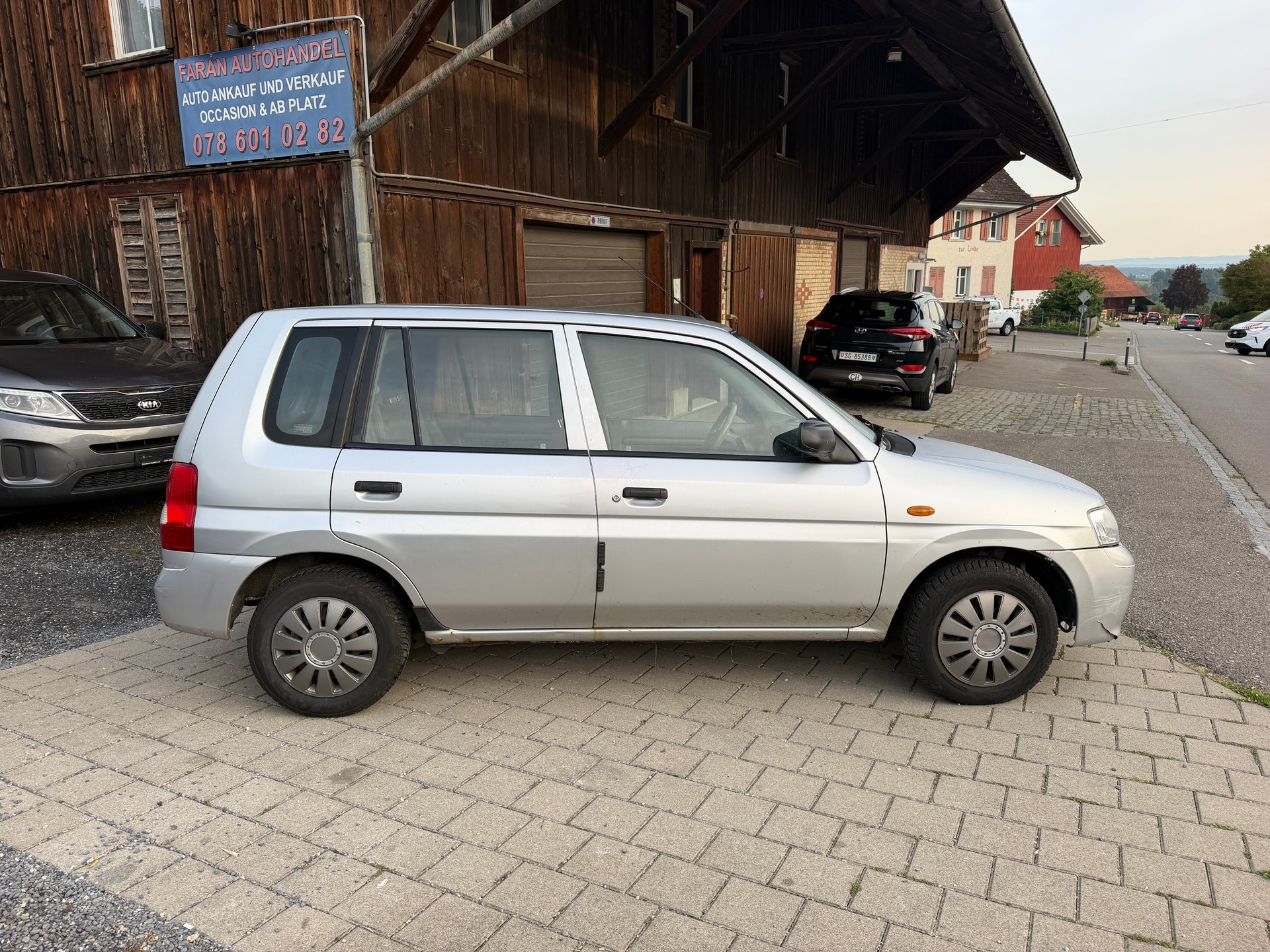 MAZDA Demio 1.3i-16 Youngster-image-6