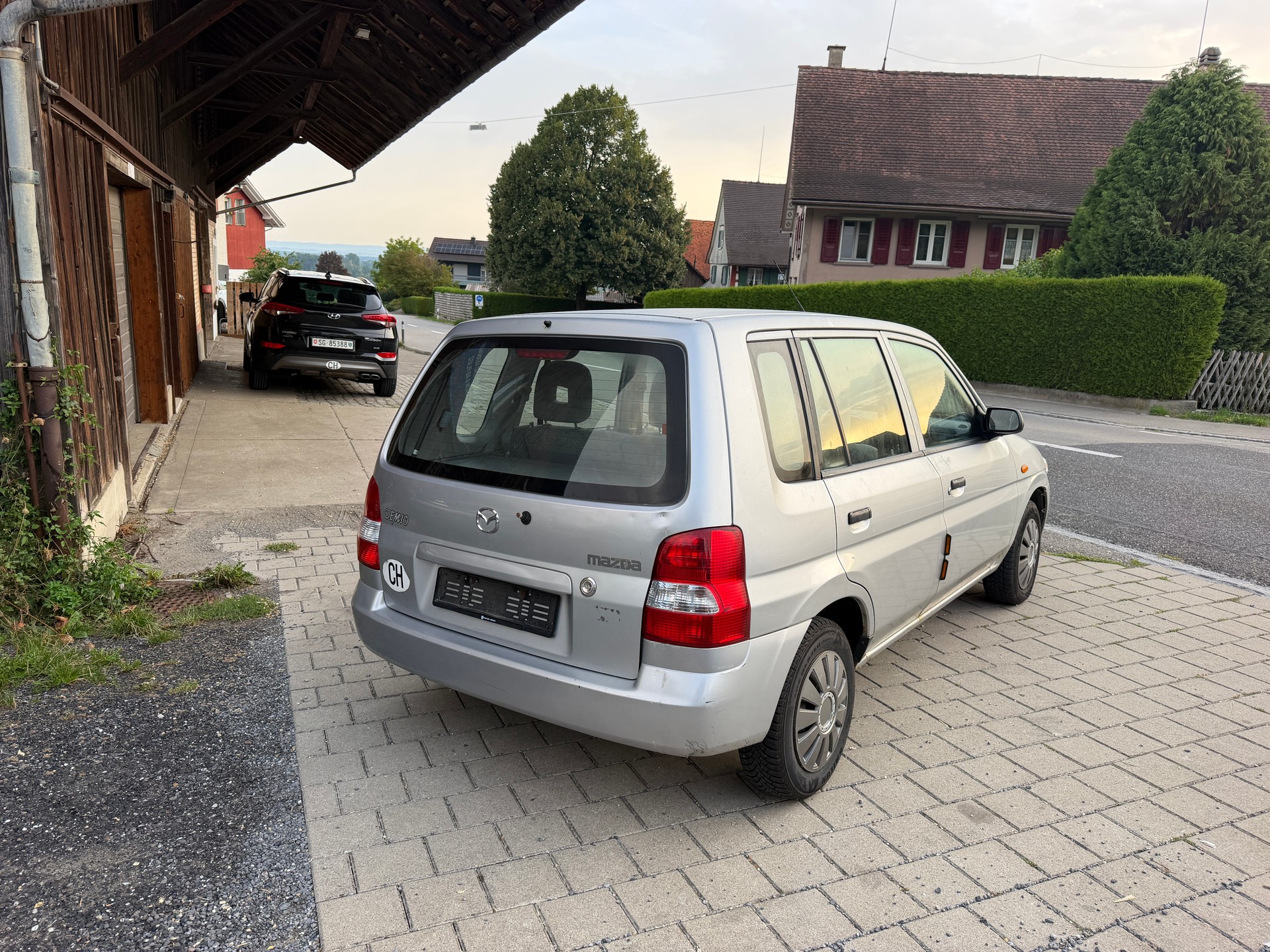 MAZDA Demio 1.3i-16 Youngster-image-5
