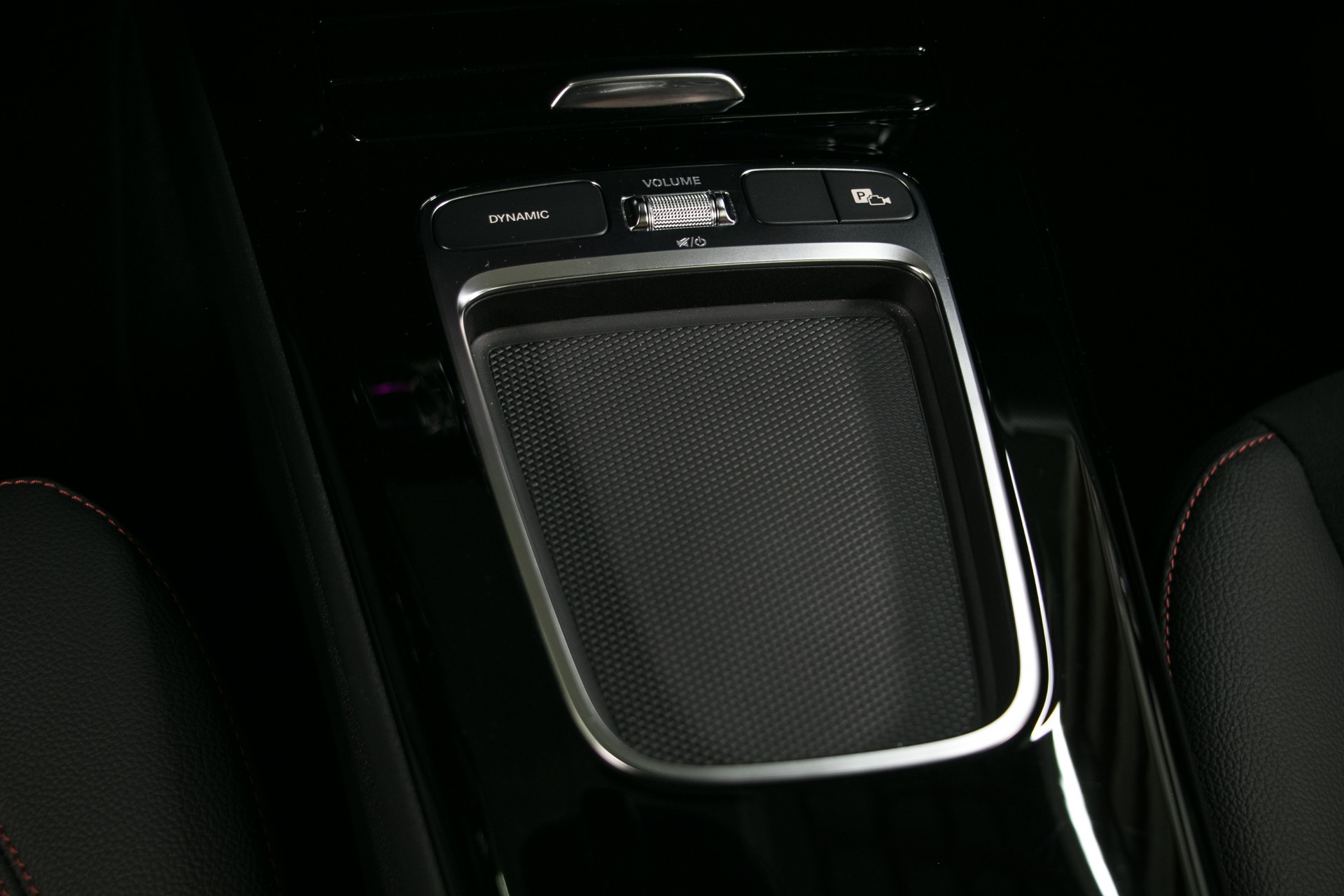MERCEDES-BENZ CLA 220 d 8G-DCT-image-9