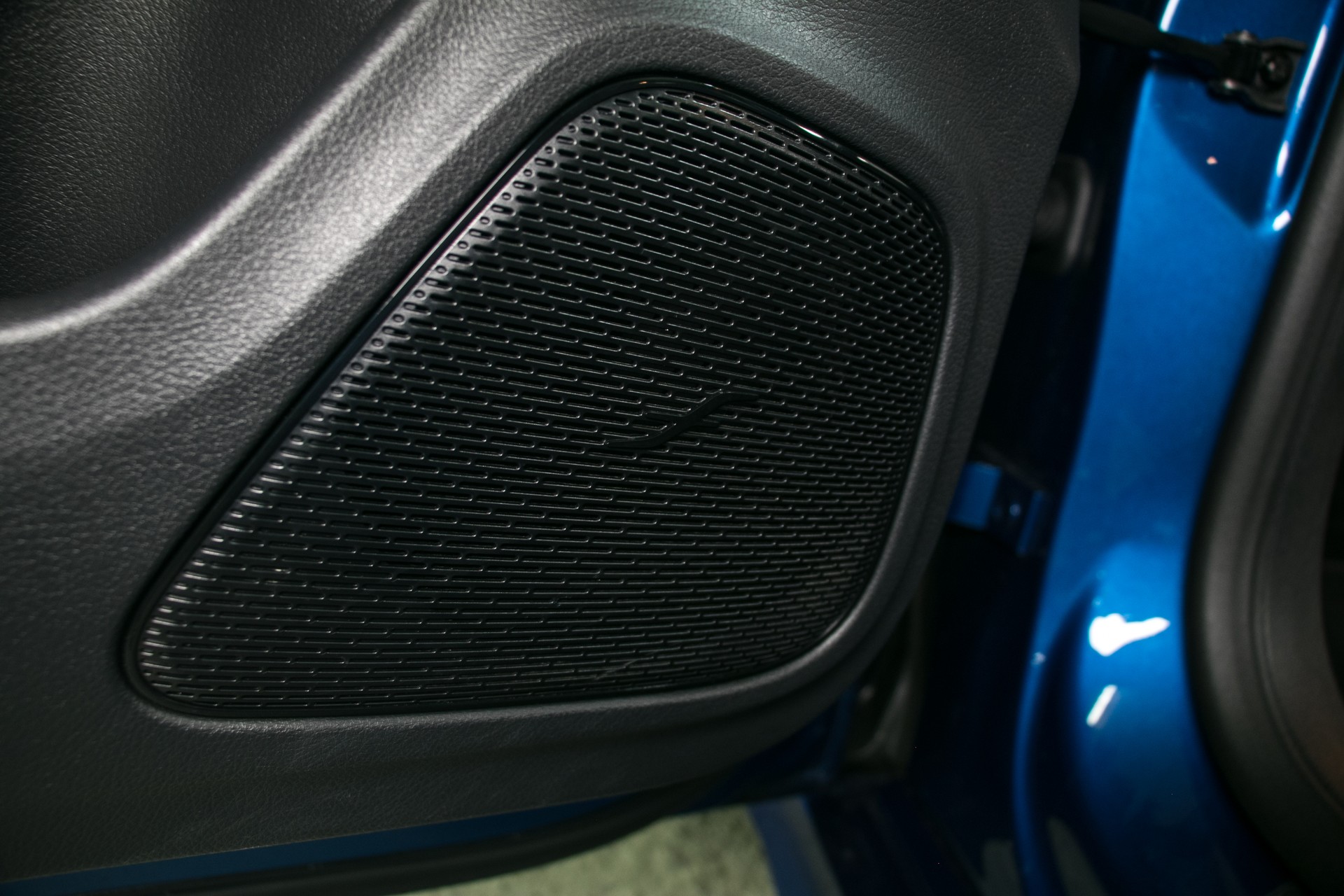 MERCEDES-BENZ CLA 220 d 8G-DCT-image-11
