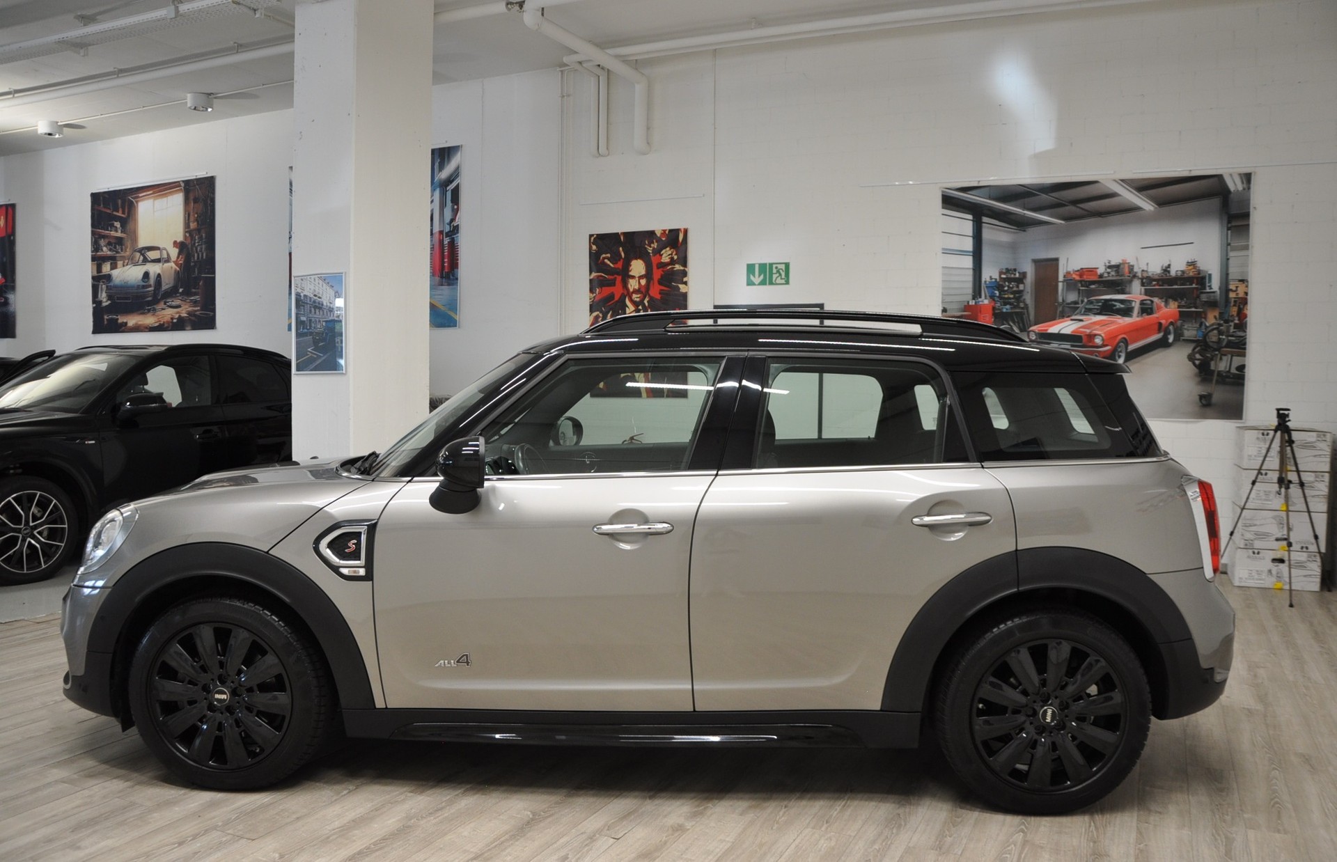 MINI Countryman Cooper S ALL4 Steptronic-showroom-element-3