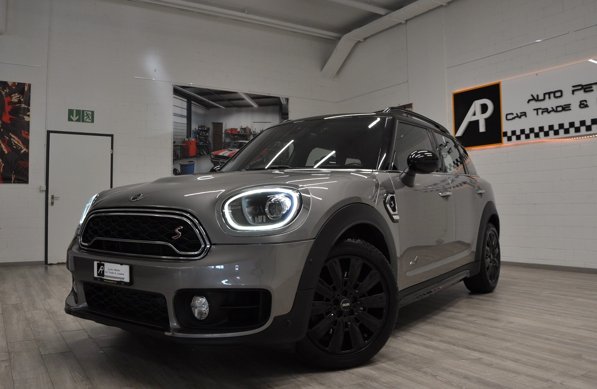 MINI Countryman Cooper S ALL4 Steptronic-showroom-element-2
