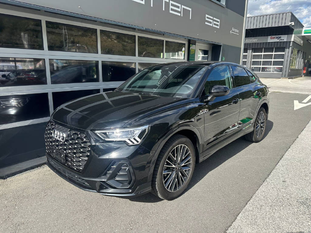 AUDI Q3 Sportback 1.5 35 TFSI S line Attraction S-Tronic-image-1