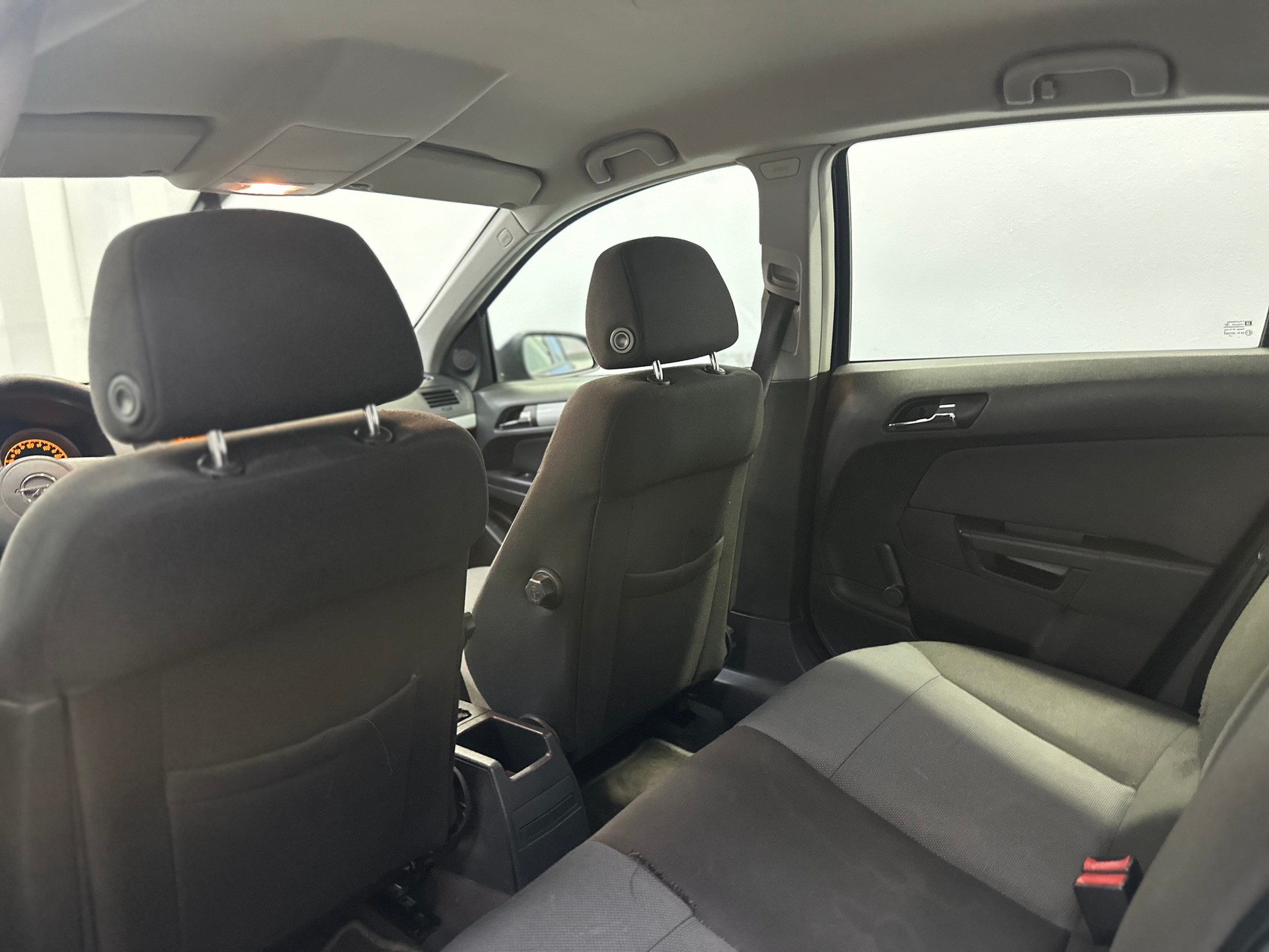 OPEL Astra 1.7 CDTi Enjoy-image-8