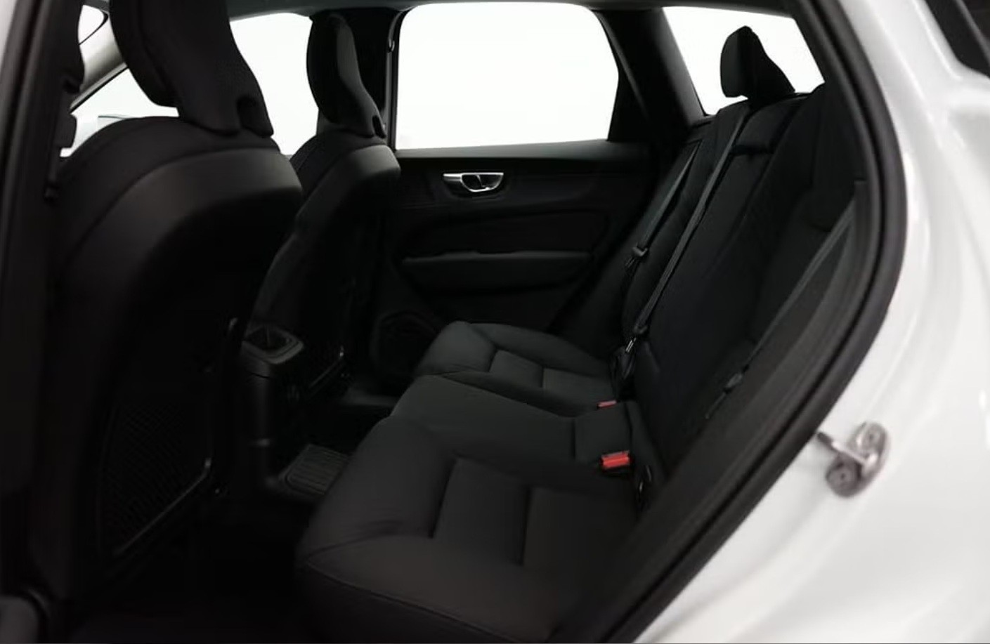 VOLVO XC60 T6 eAWD PluginHybrid Plus Bright Geartronic-image-7