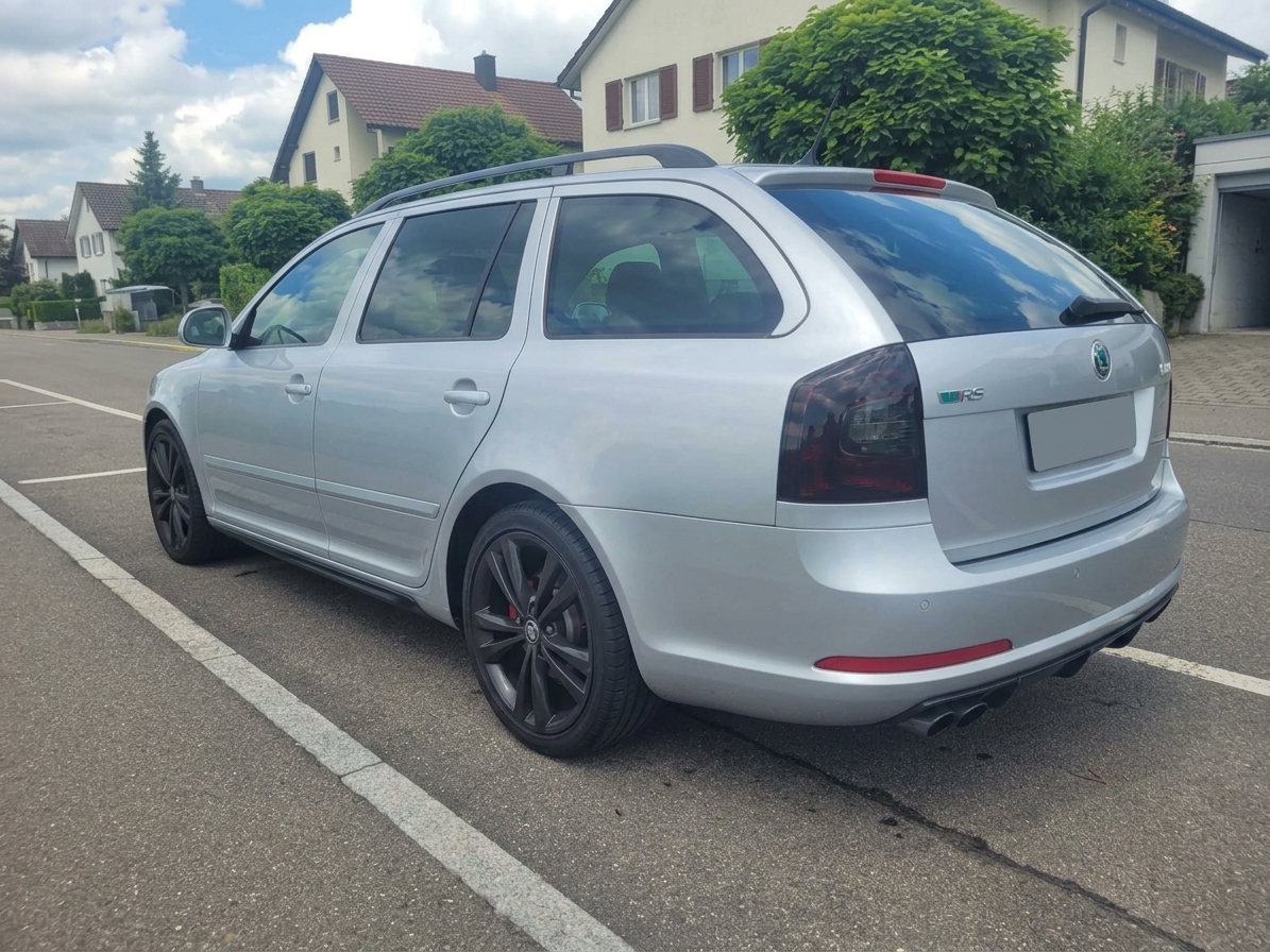 SKODA 2.0 TFSI 200 RS-image-2