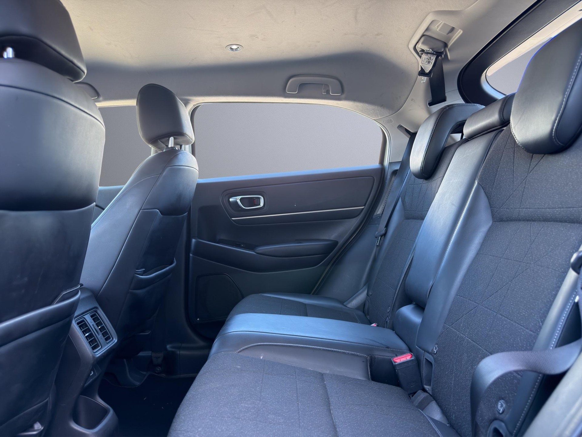 HONDA HR-V 1.5 i-MMD Advance-image-9
