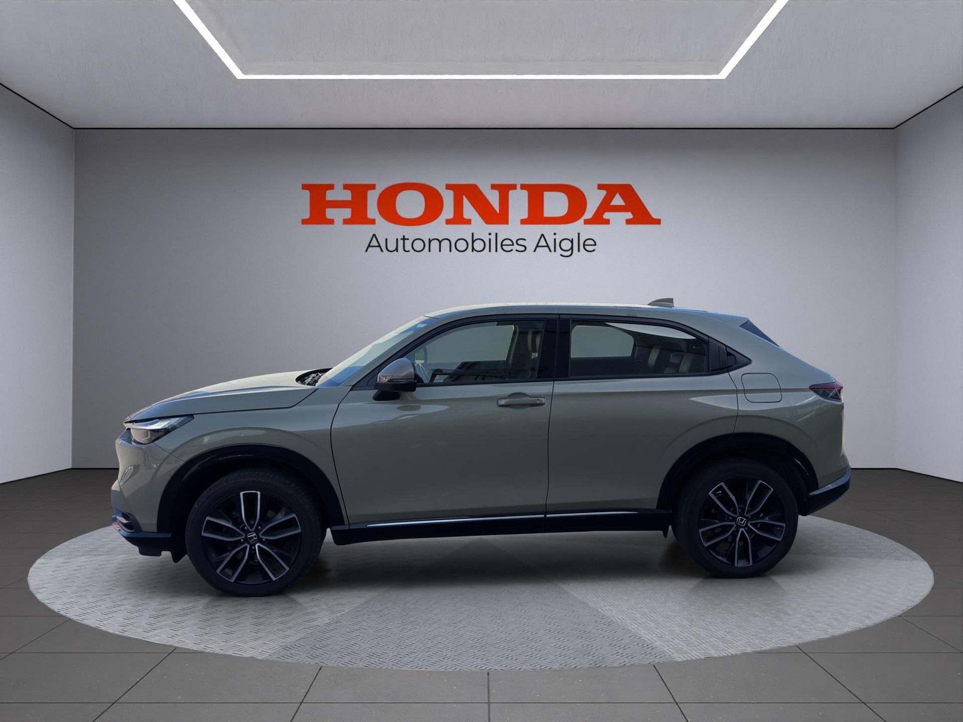HONDA HR-V 1.5 i-MMD Advance-showroom-element-1