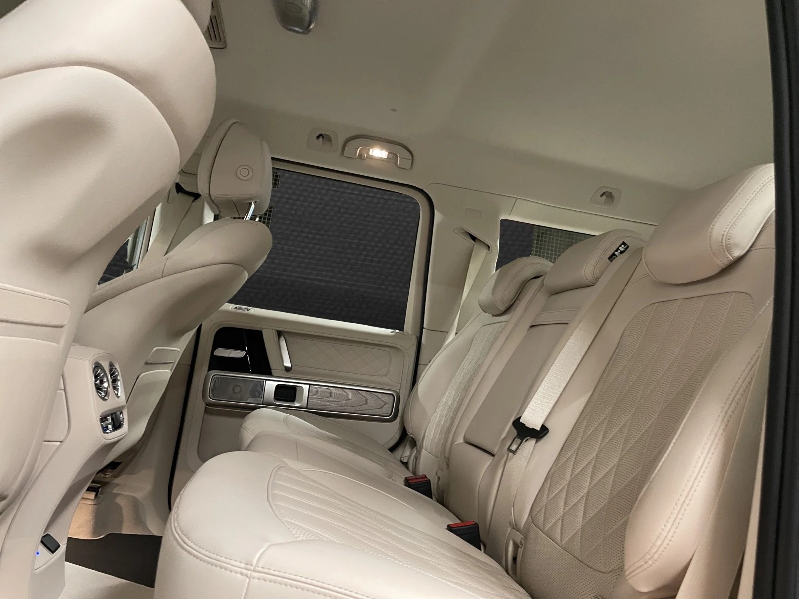 MERCEDES-BENZ G 63 AMG 9G-Tronic-image-9