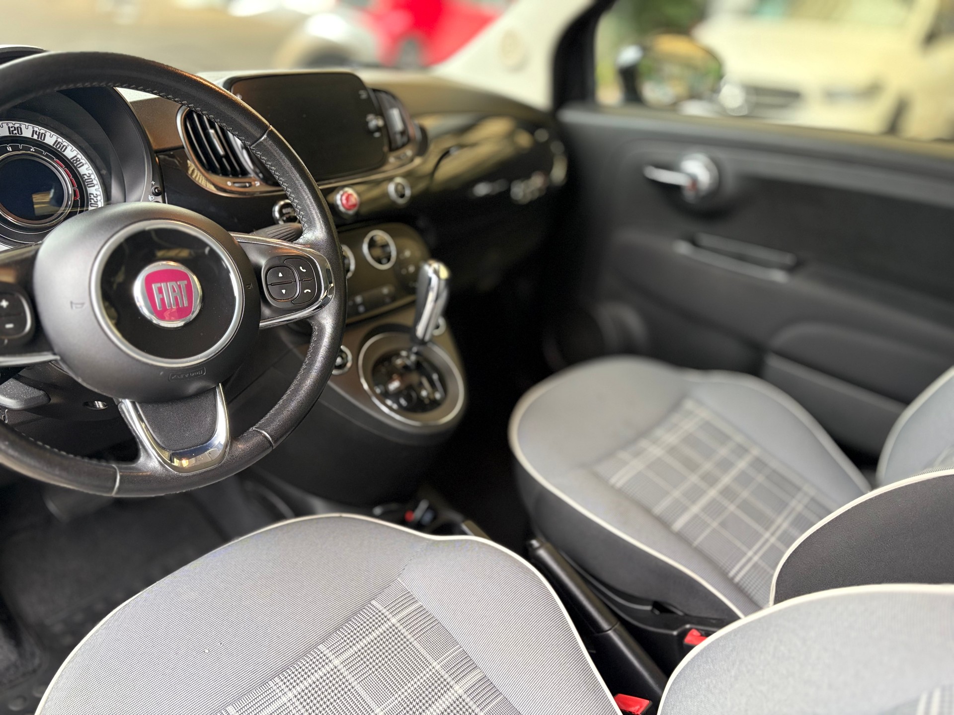 FIAT 500 0.9 Twinair Lounge Dualogic-image-8