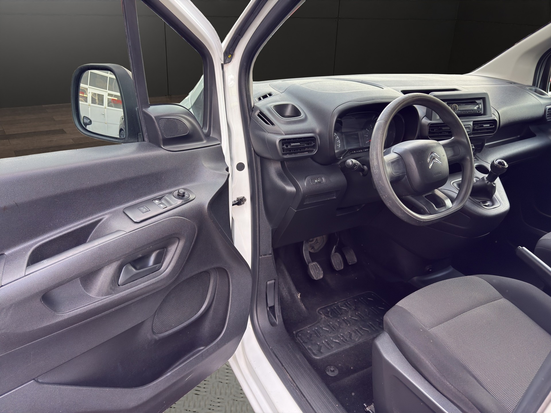CITROEN Berlingo Van 1.5 Blue HDi 75 Control 650kg-image-6