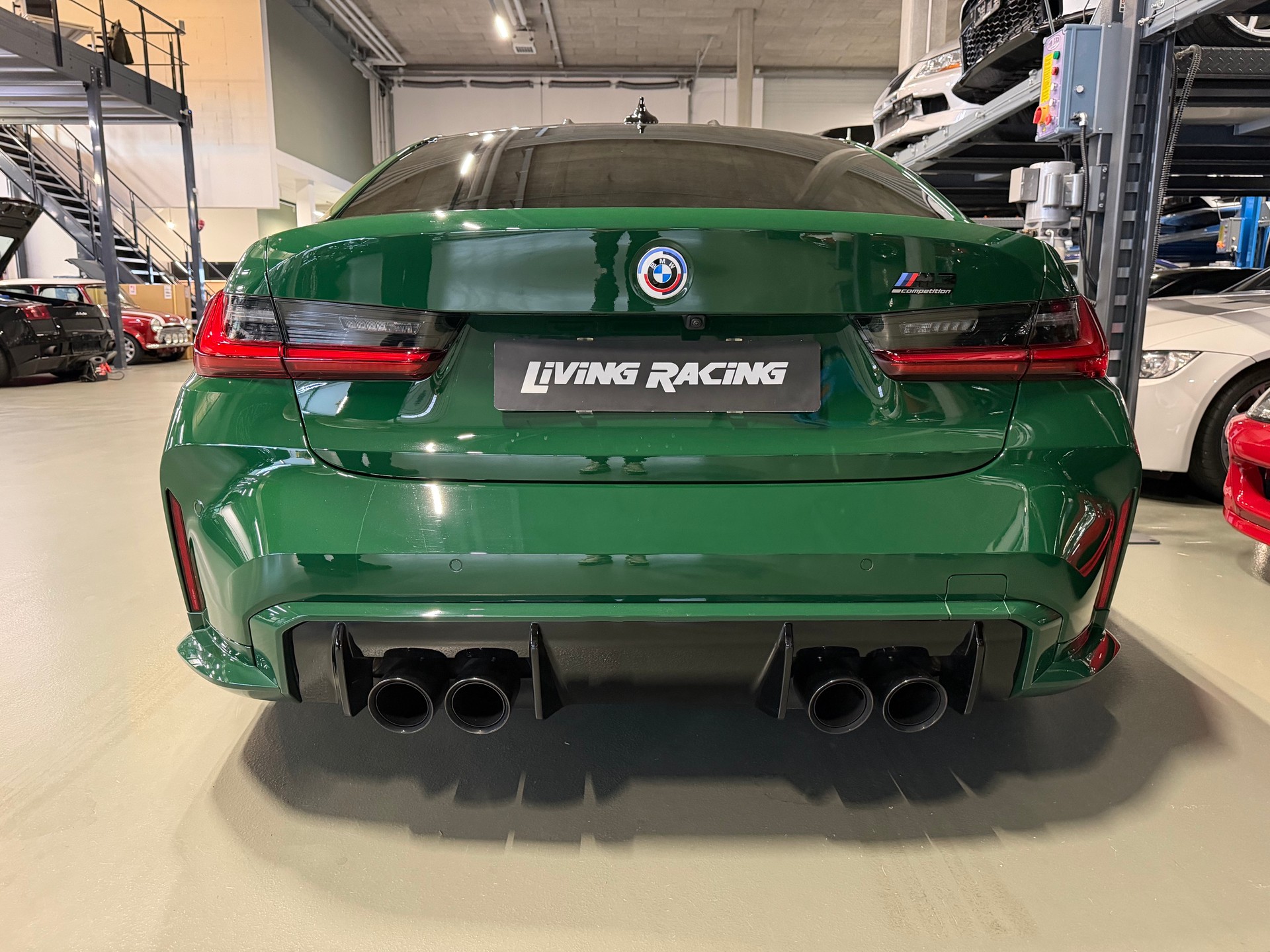 BMW M3 Competition M xDrive *Ind. Irish racing green*-image-3