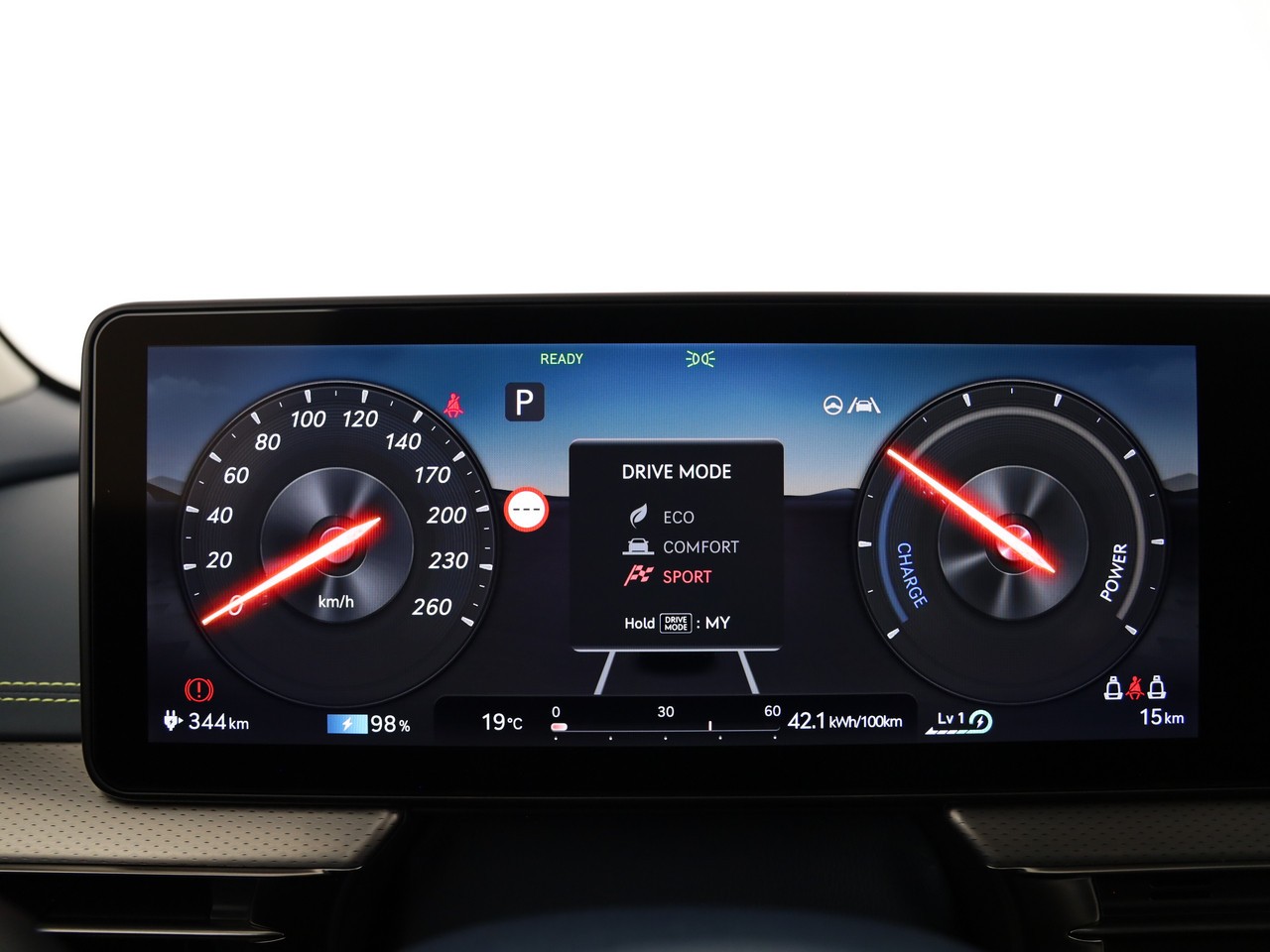 GENESIS GV60 77.4 kWh Sport AWD-image-5