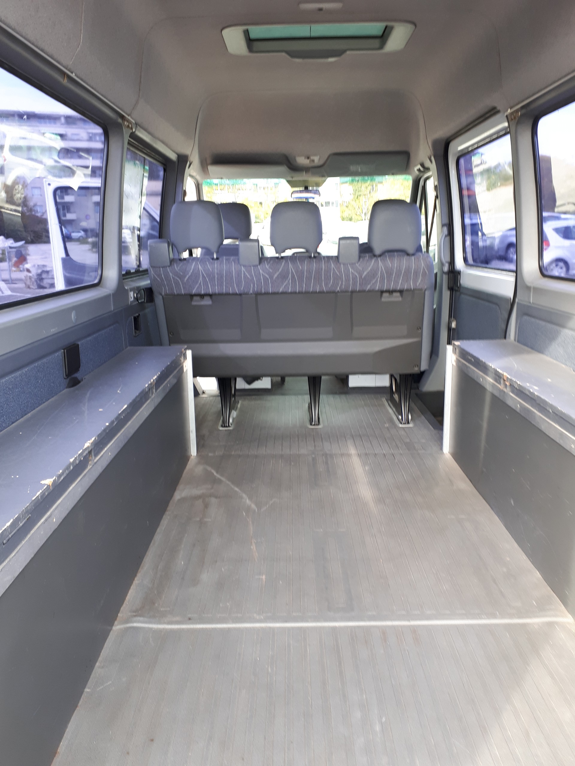MERCEDES-BENZ WDB 902 672 1R18 2208-image-1