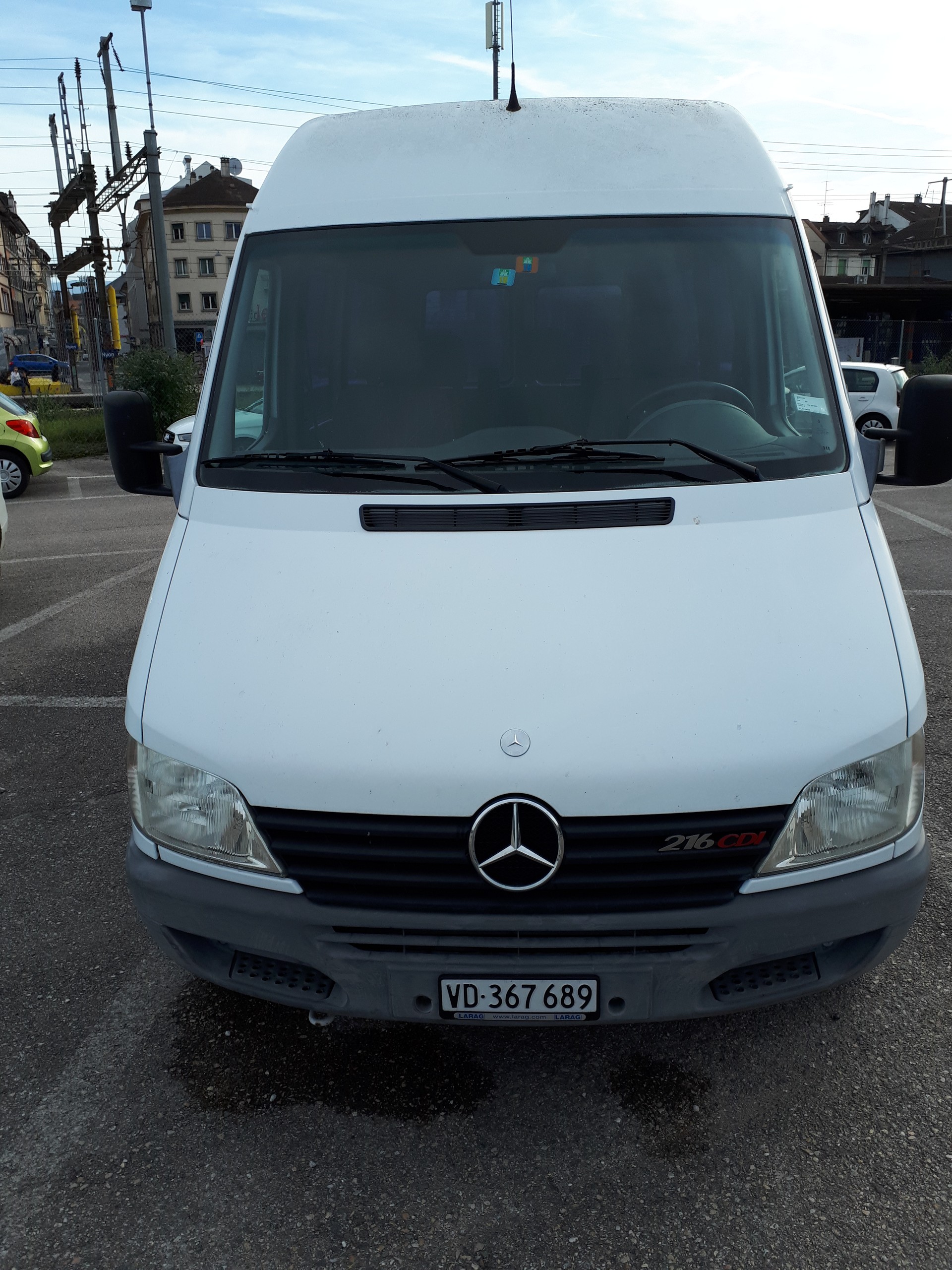 MERCEDES-BENZ WDB 902 672 1R18 2208-image-4