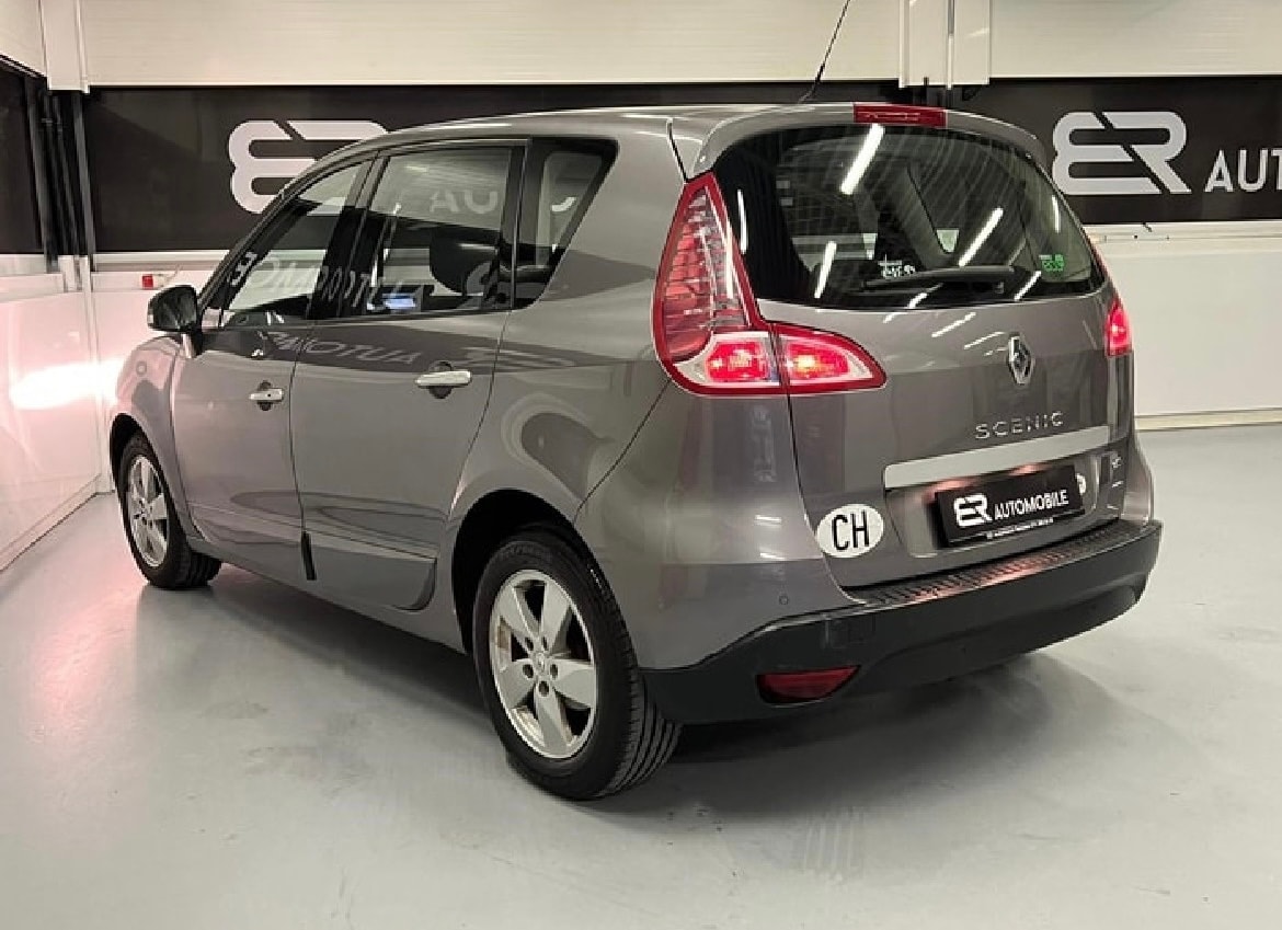 RENAULT Scénic 1.6 dCi Dynamique-image-3