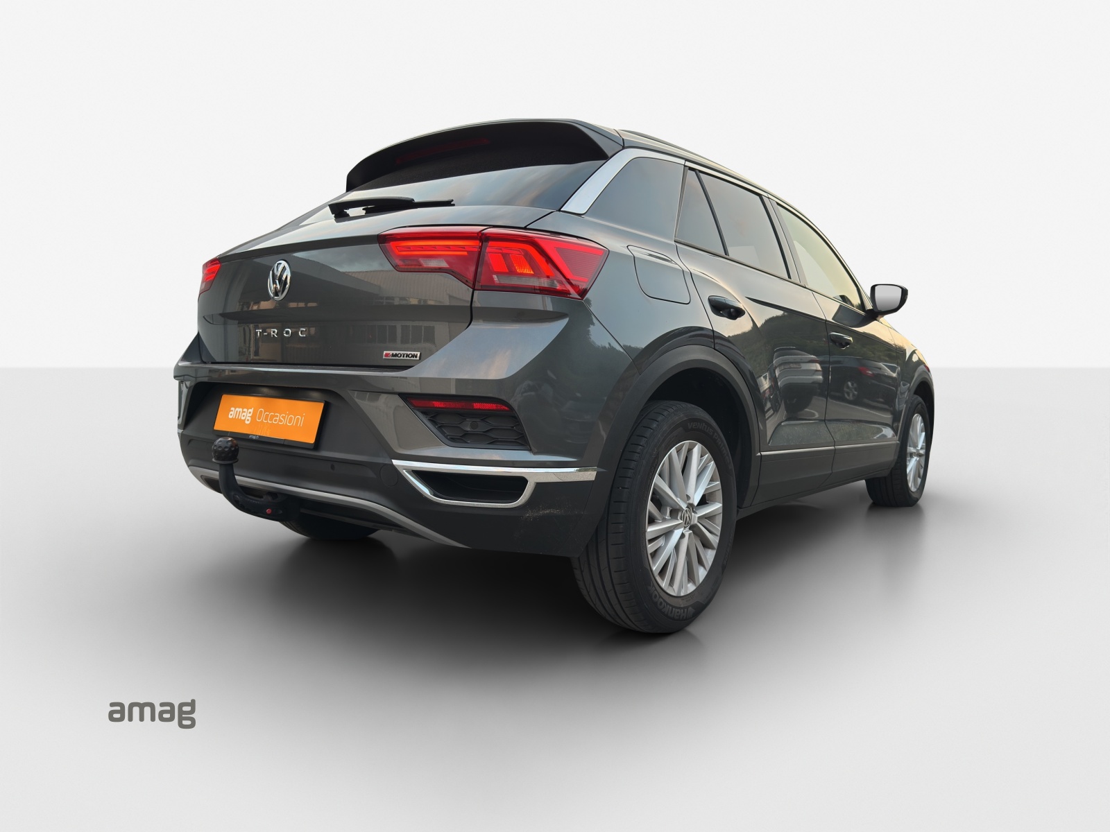 VW T-Roc 2.0 TSI Advance DSG 4Motion-image-4