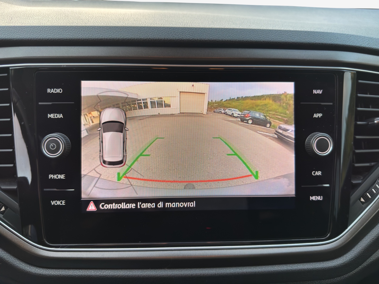 VW T-Roc 2.0 TSI Advance DSG 4Motion-image-15