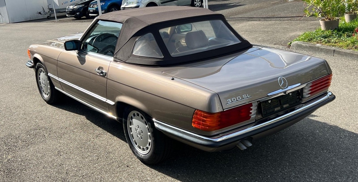 MERCEDES-BENZ SL 300-image-4
