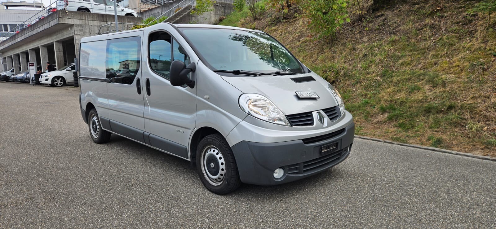 RENAULT Trafic 2.0 dCi 115 2.9t L2H1-image-5
