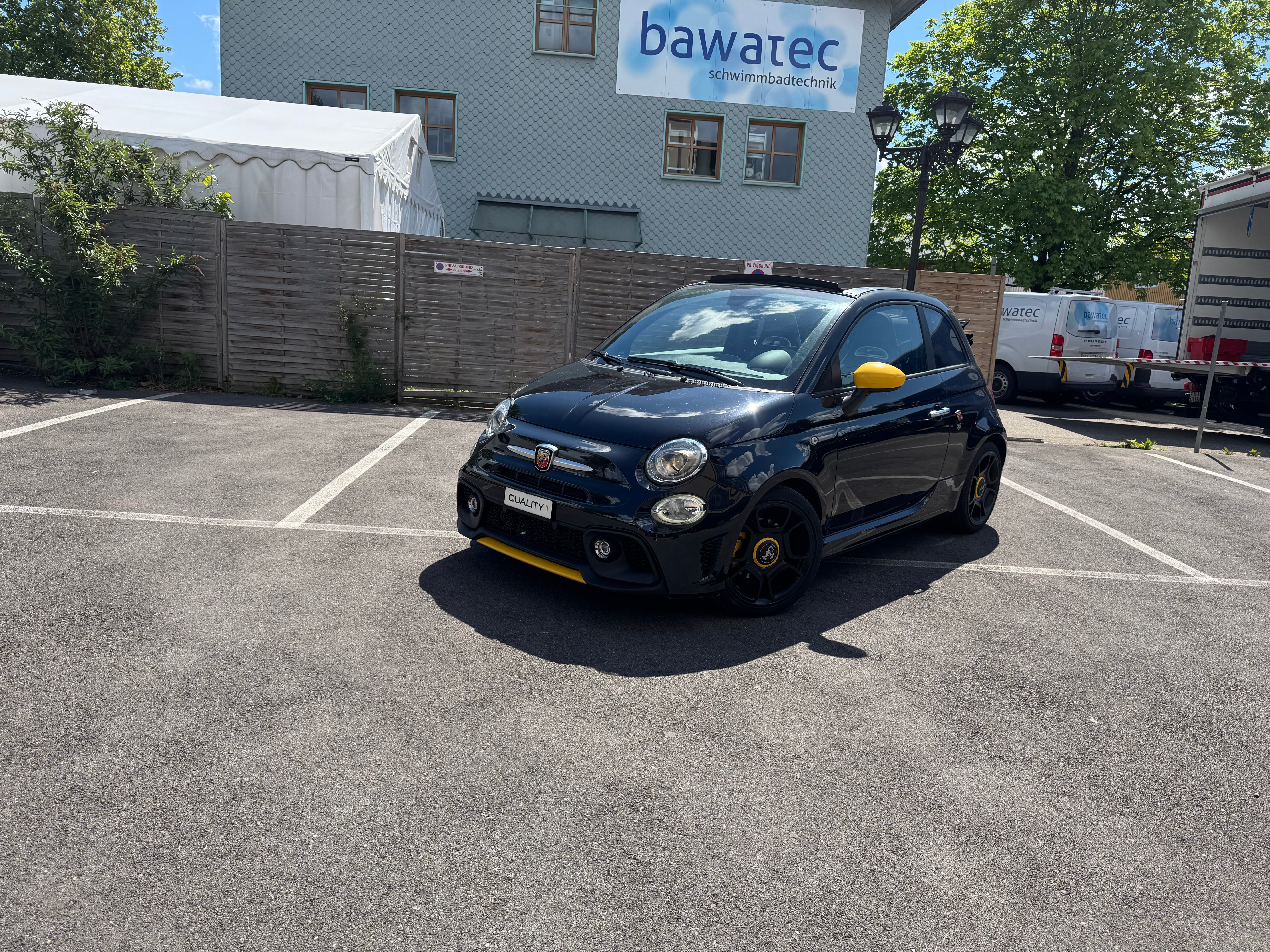 Car photo