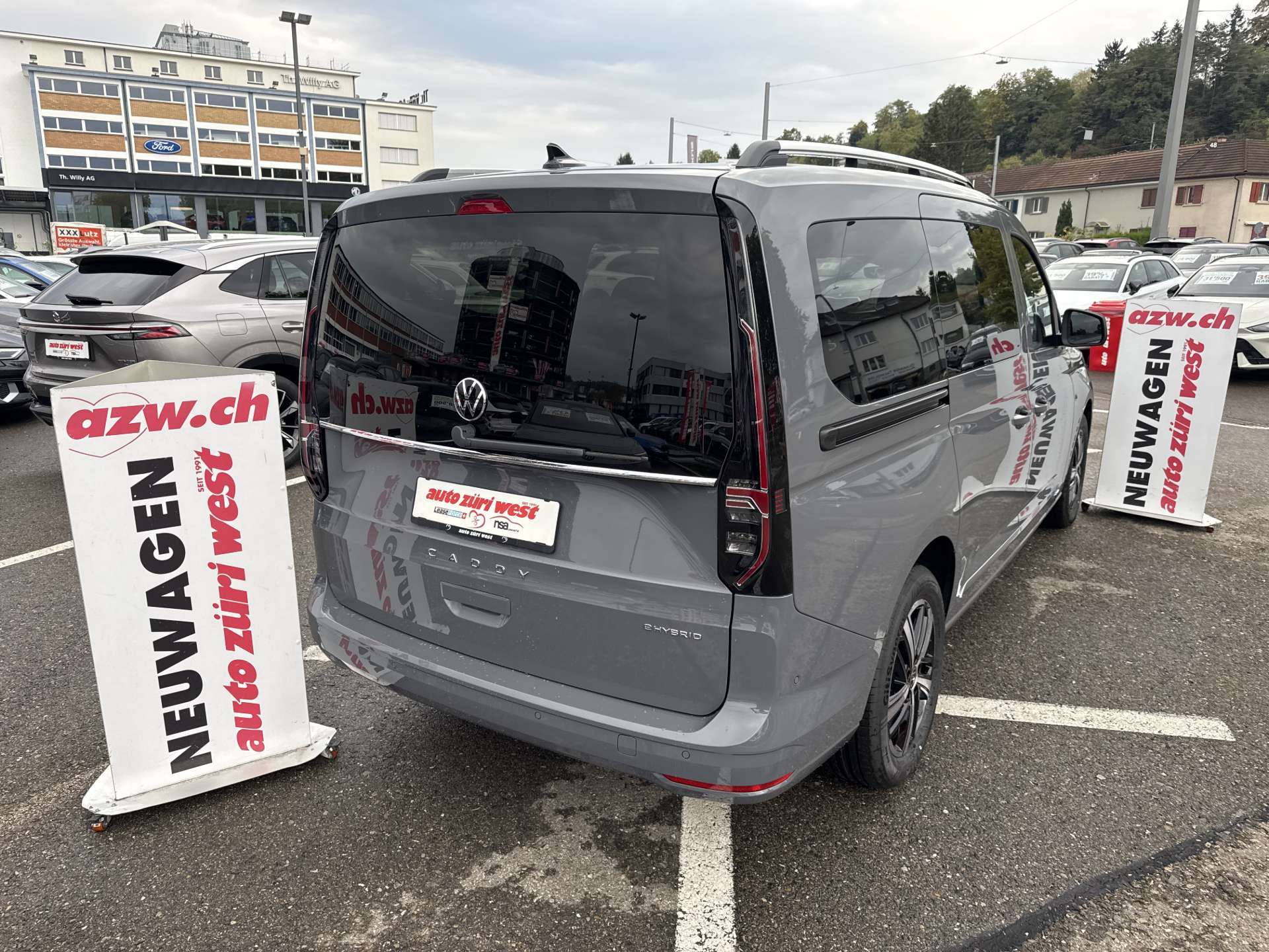 VW Caddy Maxi 1.5 TSi PHEV Style 7-Plätzer 204PS DSG-Automat-image-2