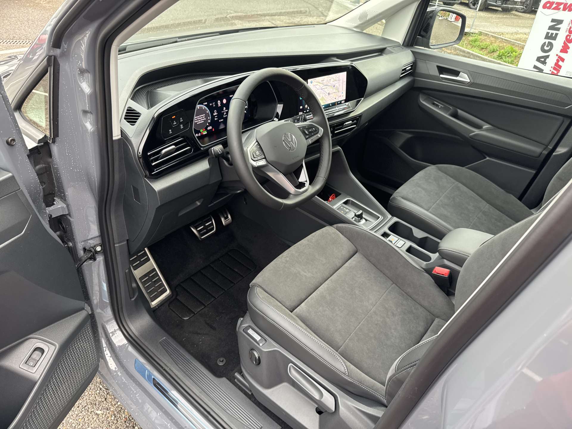 VW Caddy Maxi 1.5 TSi PHEV Style 7-Plätzer 204PS DSG-Automat-image-5