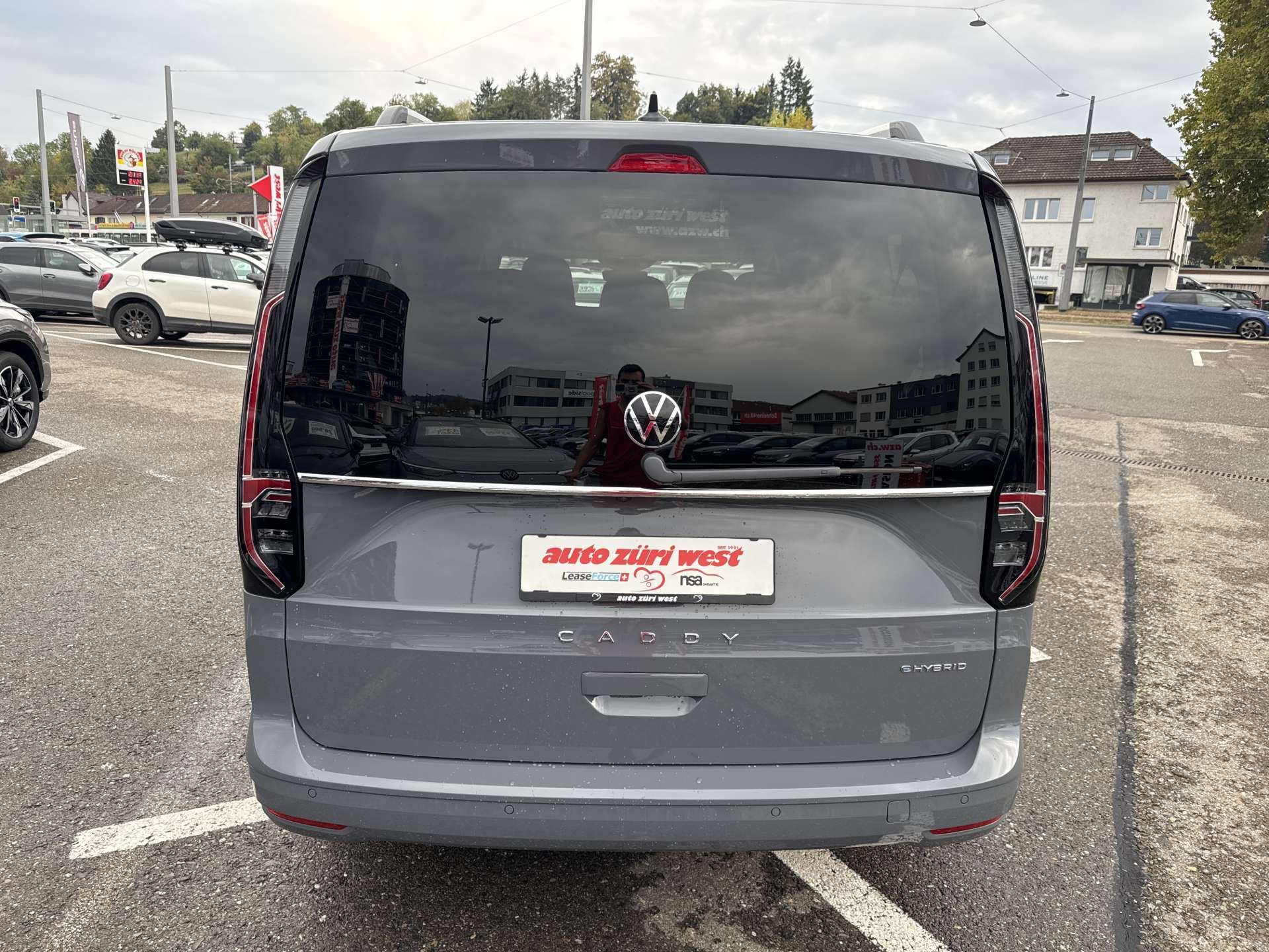 VW Caddy Maxi 1.5 TSi PHEV Style 7-Plätzer 204PS DSG-Automat-image-14