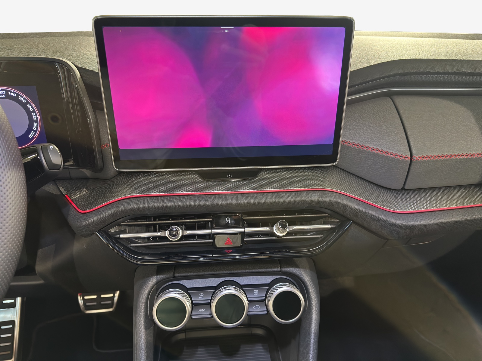 SKODA Kodiaq 2.0 TSI RS 4x4-image-9